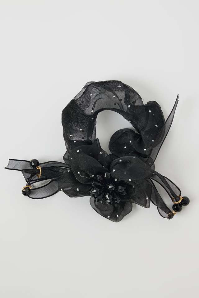 Scrunchy-With-Beads---Black