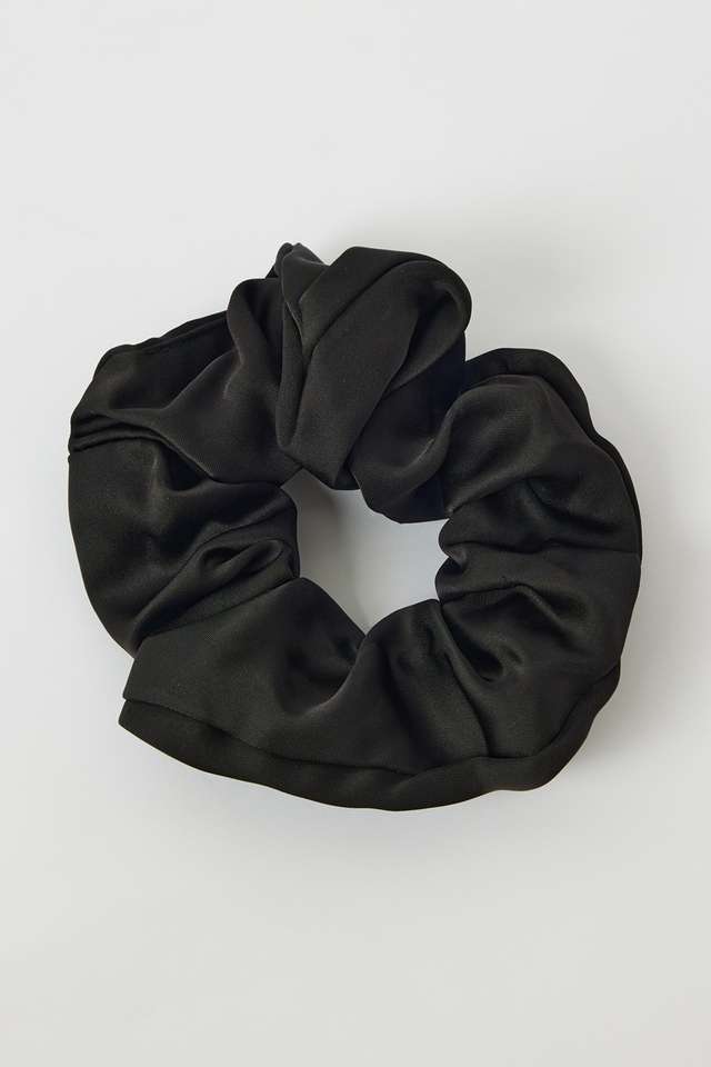 Hair-Scrunchy---Black