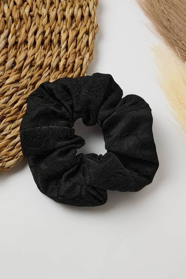 Hair-Scrunchy---Black