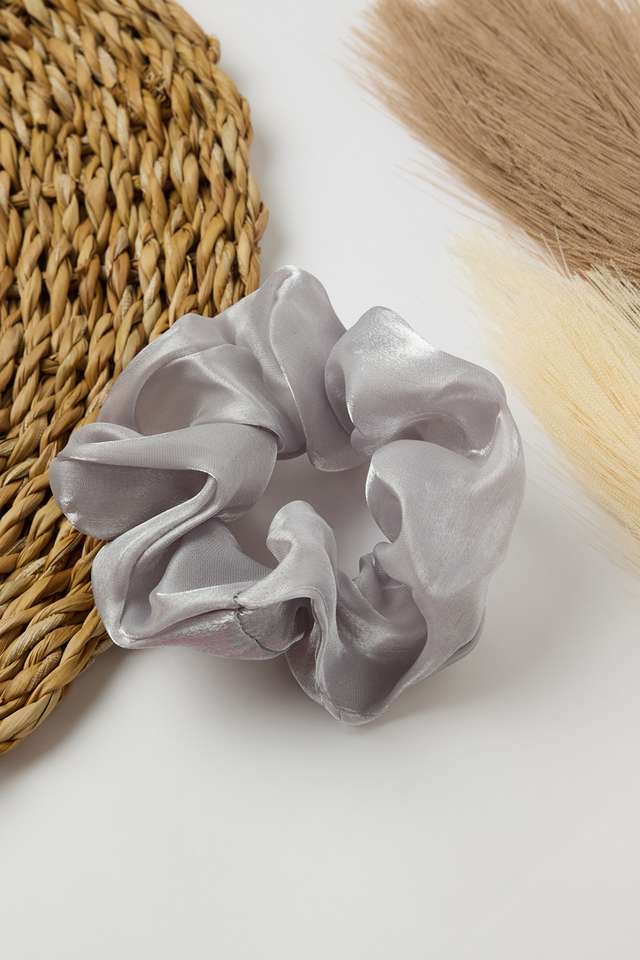 Hair-Scrunchy---Grey