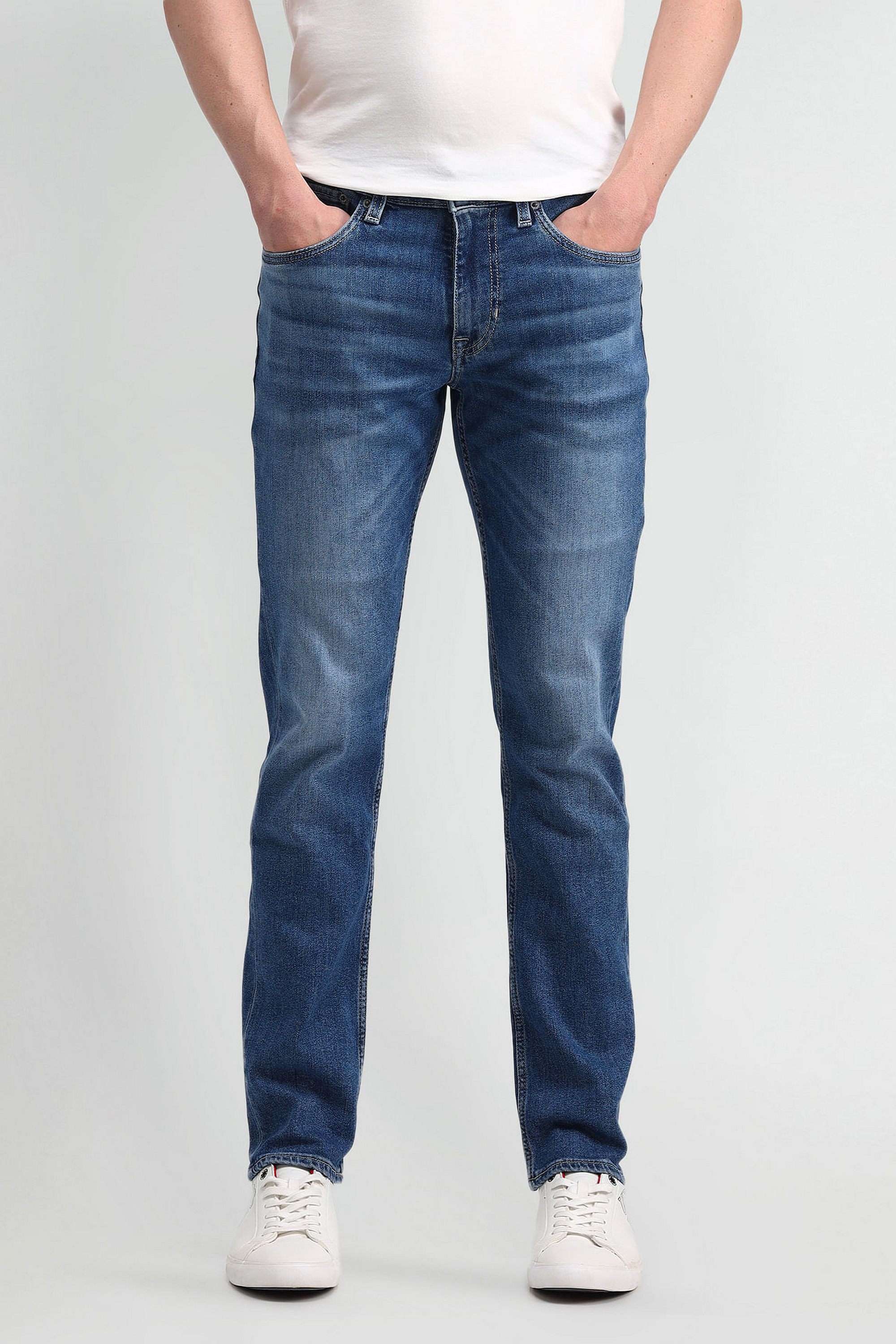 Light-Wash-Cotton-Regular-Fit-Men-Jeans