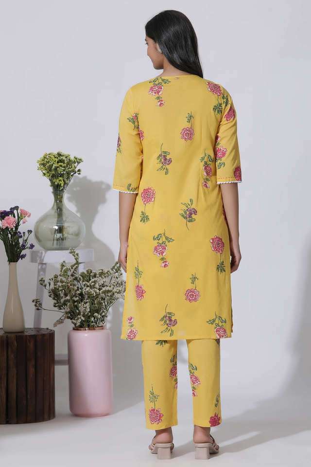 Floral-Cotton-Round-Neck-Women-s-Kurta-Set