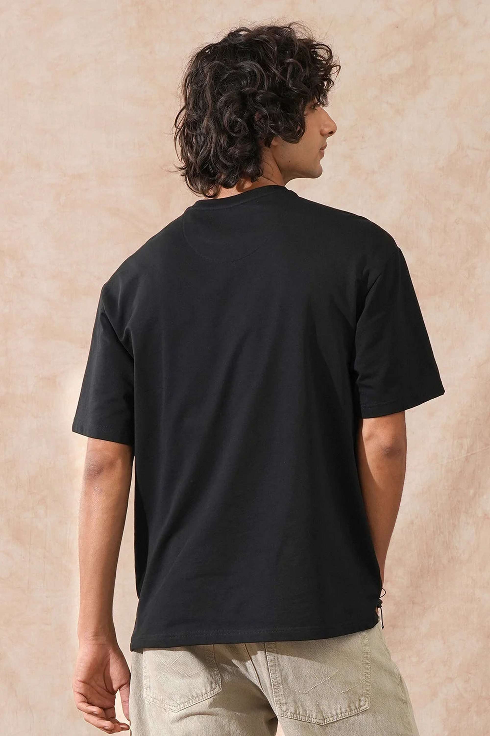 Buy Wrogn Black Printed Blended Fabric Round Neck Men's T-Shirt