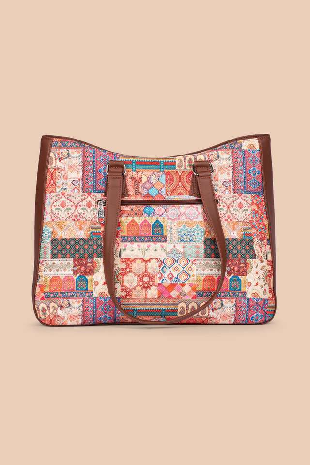 Kutch-Gamthi-Getaway-Handbag