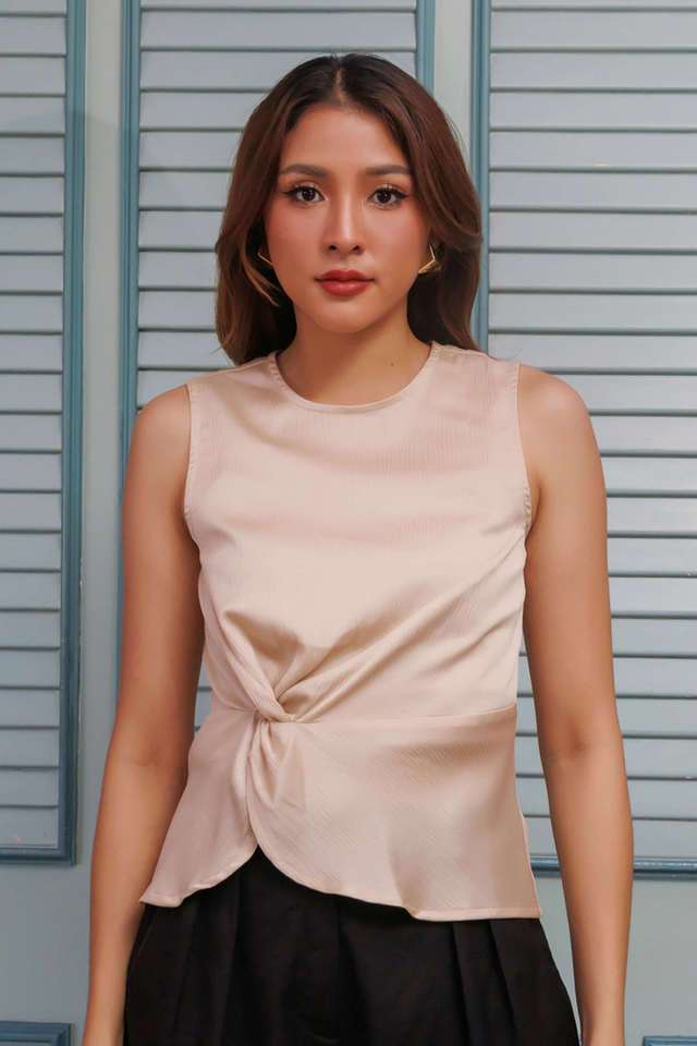 Textured-Polyester-Round-Neck-Women-s-Top