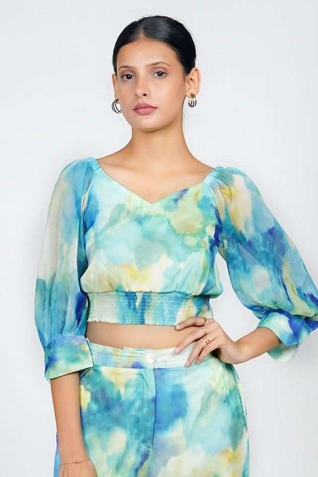 zink london Abstract Polyester V-Neck Women Top-picture-17