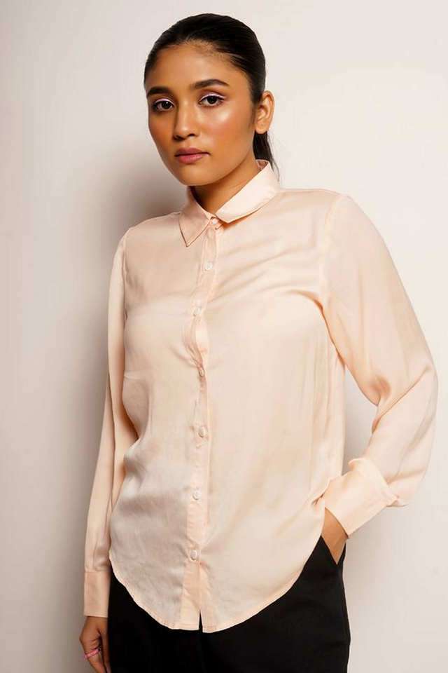 Solid Collared Polyester Women Casual Wear Shirt