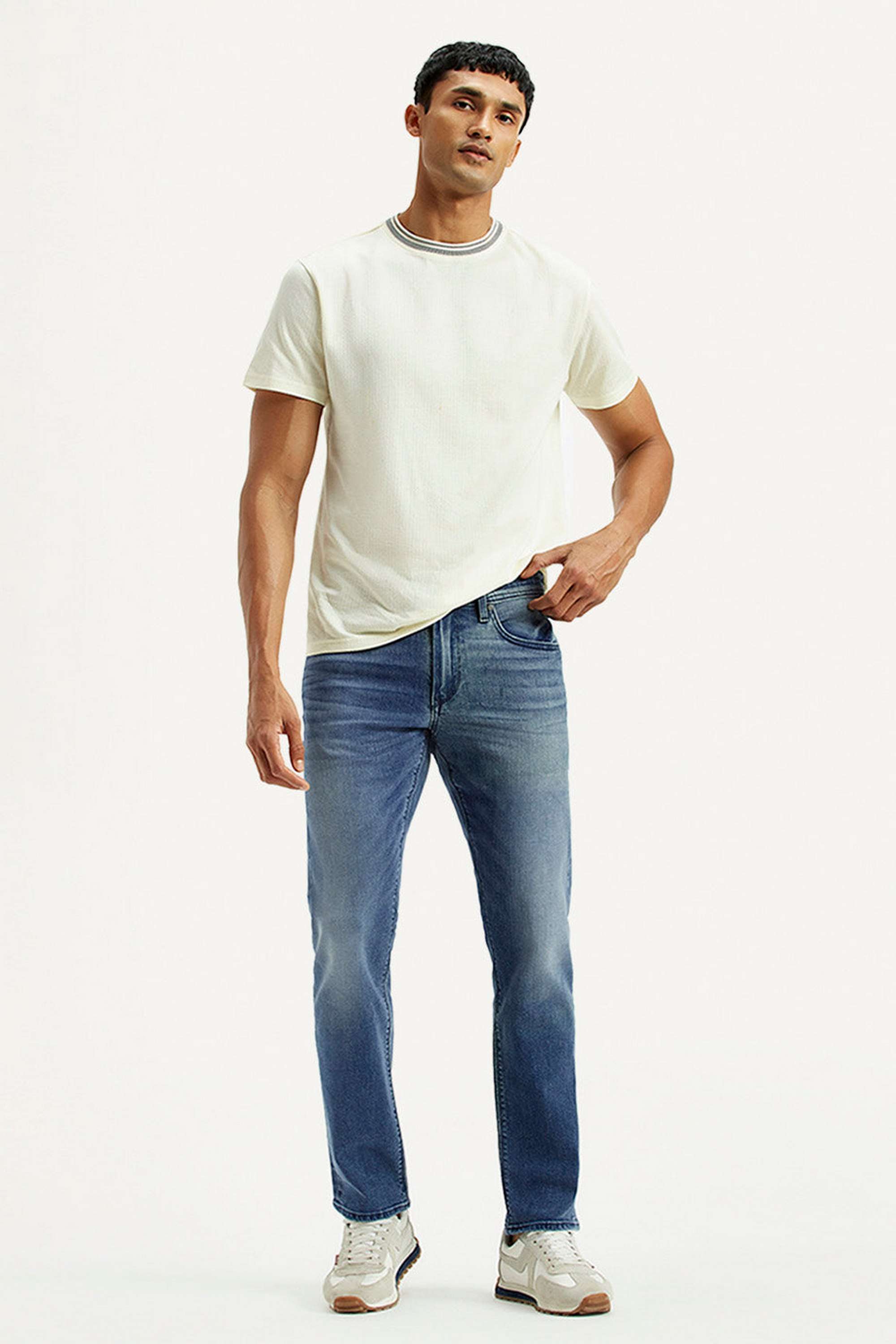 Light-Wash-Solid-Slim-Fit-Men-s-Jeans