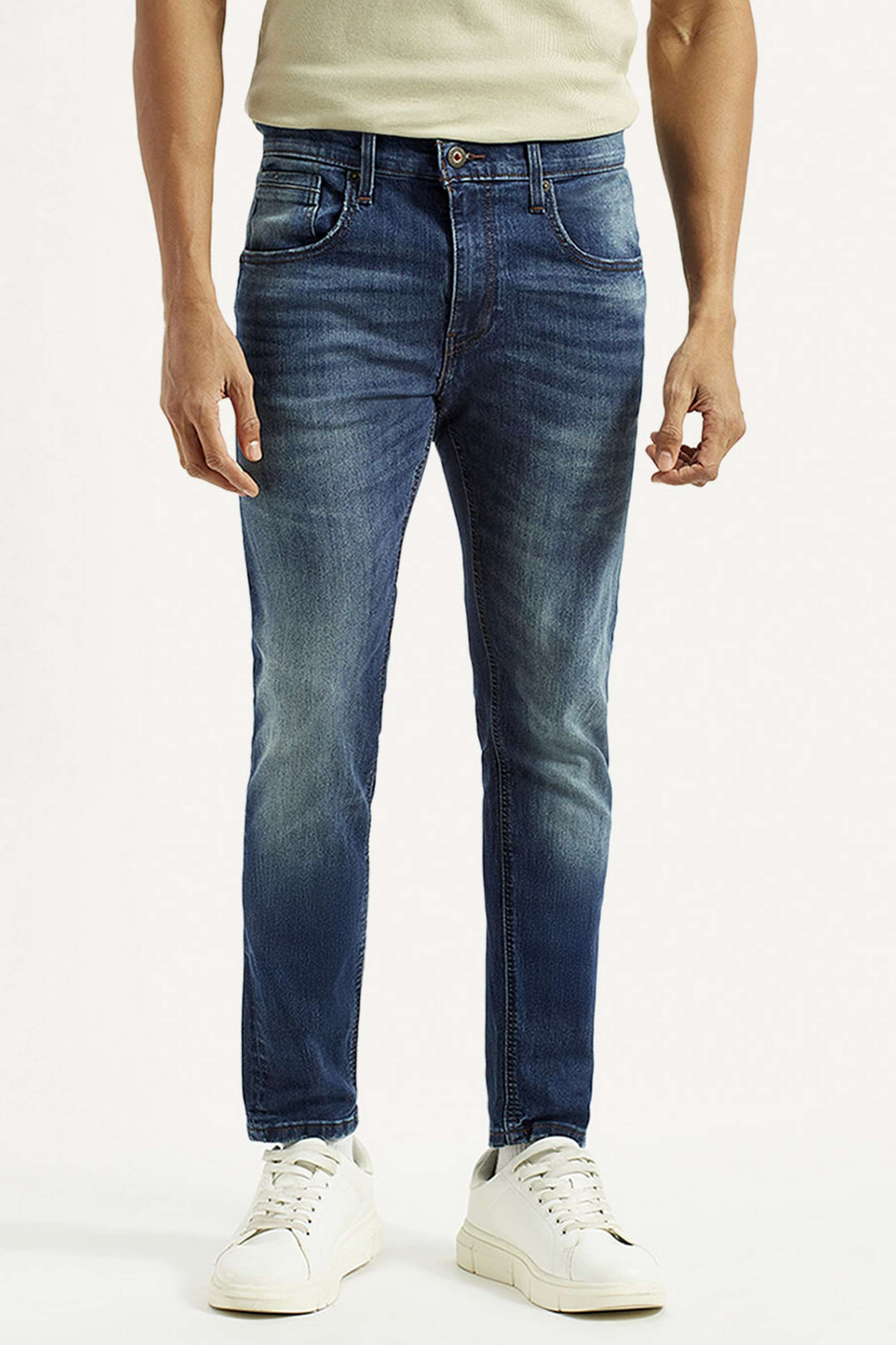 Solid-Cotton-Blend-Tapered-Fit-Men-s-Jeans