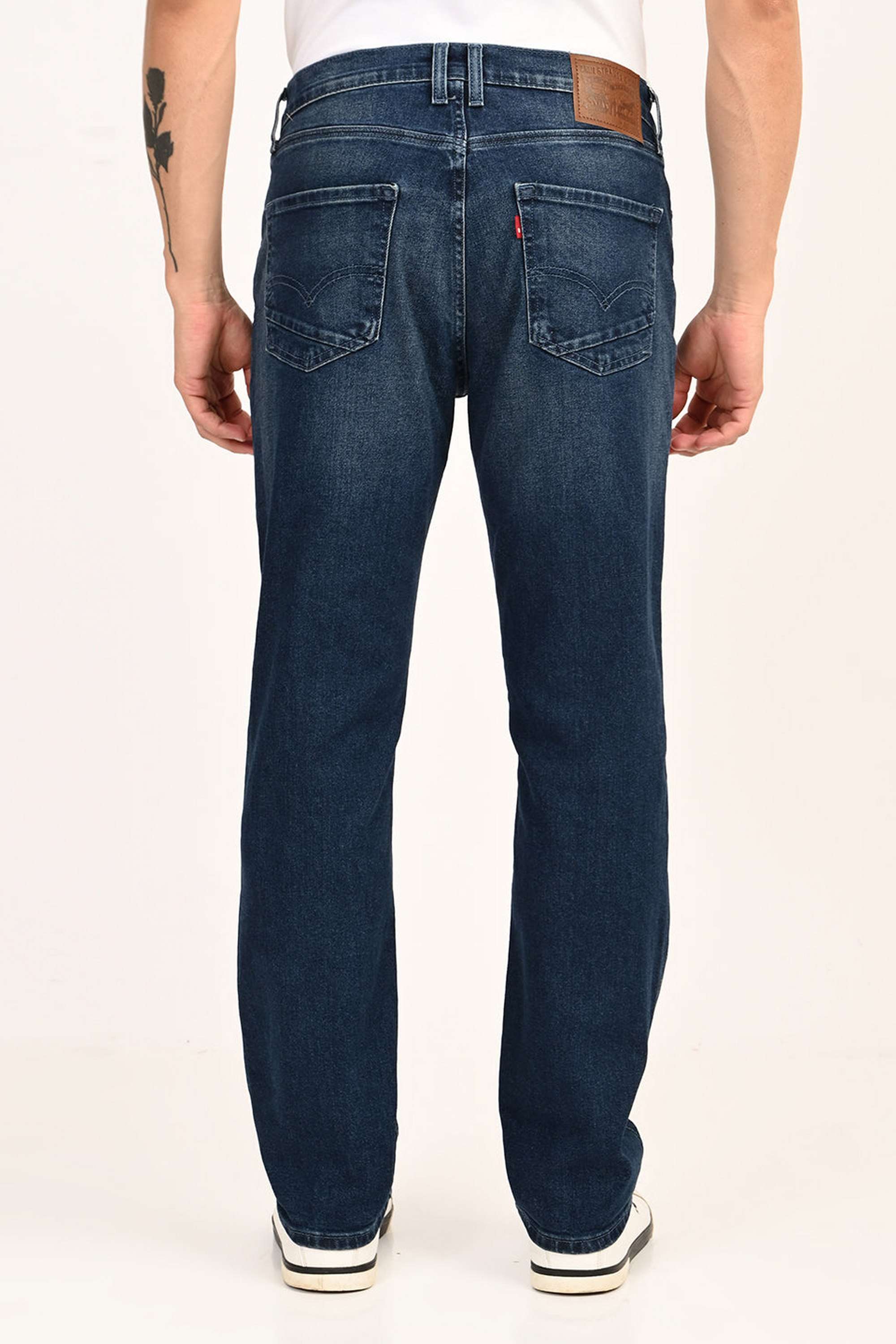 Blended-Fabric-Tapered-Fit-Men-Jeans