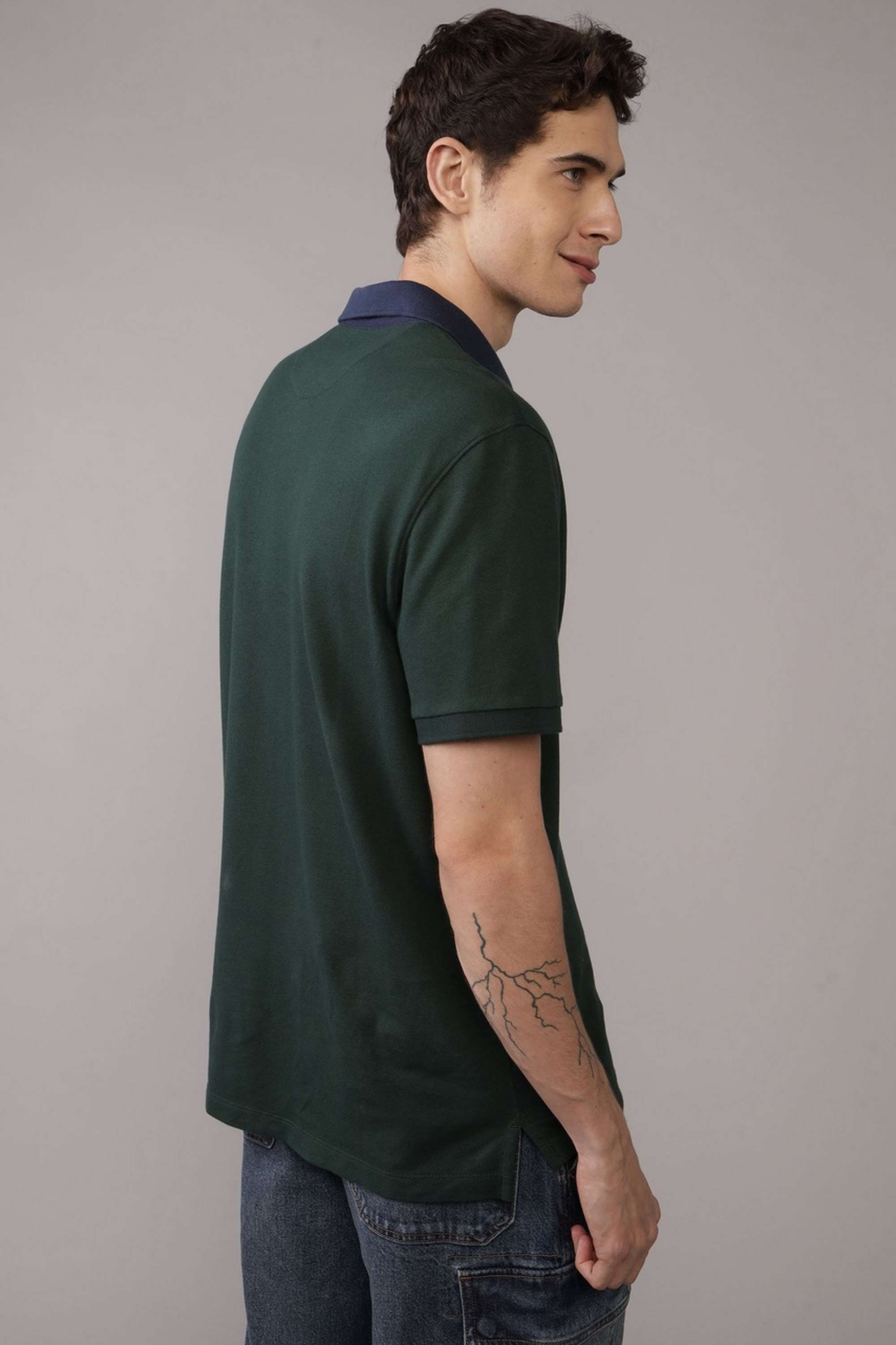 Solid-Blended-Fabric-Regular-Fit-Men-Polo-T-Shirt