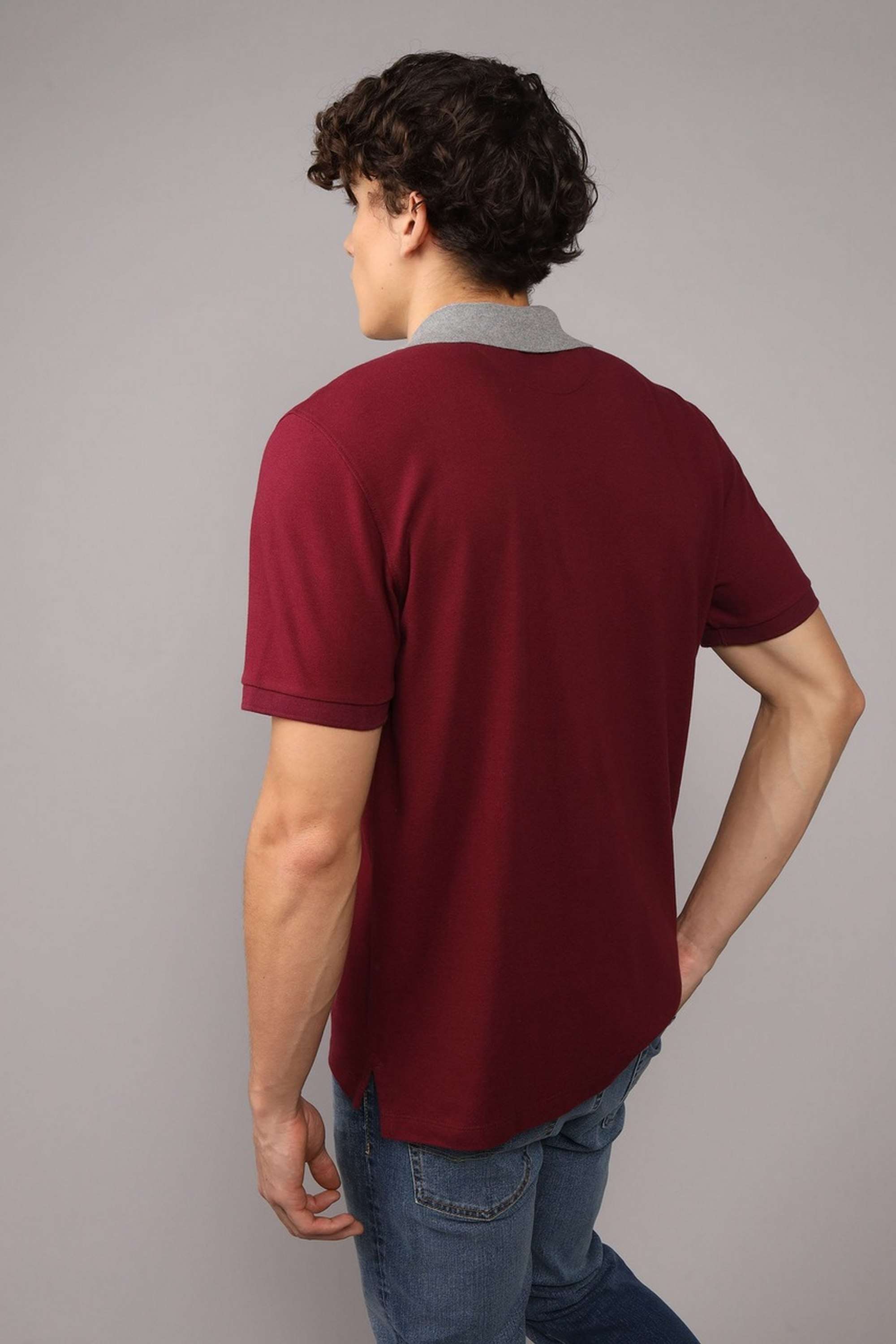 Solid-Blended-Fabric-Regular-Fit-Men-Polo-T-Shirt