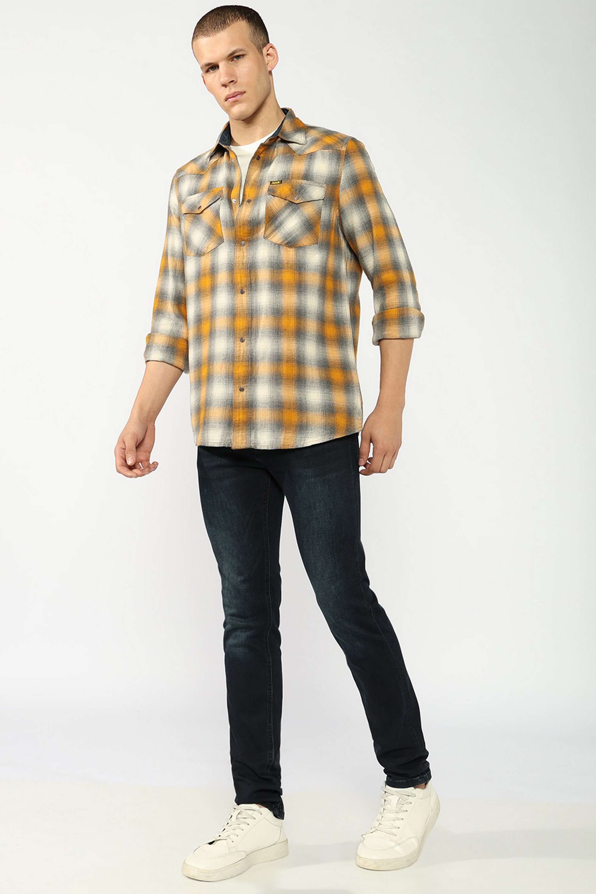 Solid-Blended-Fabric-Straight-Fit-Men-s-Jeans