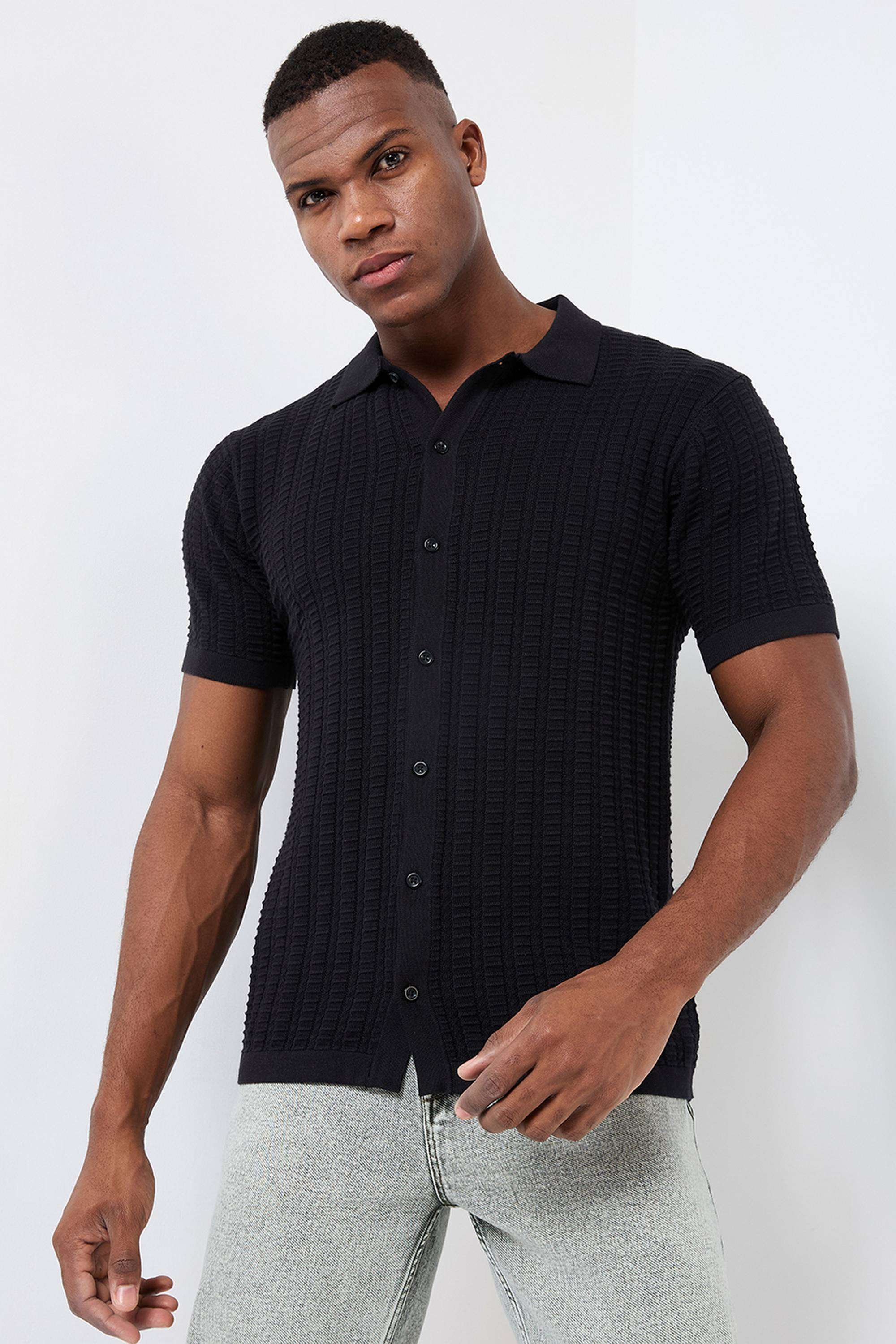 Checks-Cotton-Regular-Fit-Men-s-Casual-Shirt