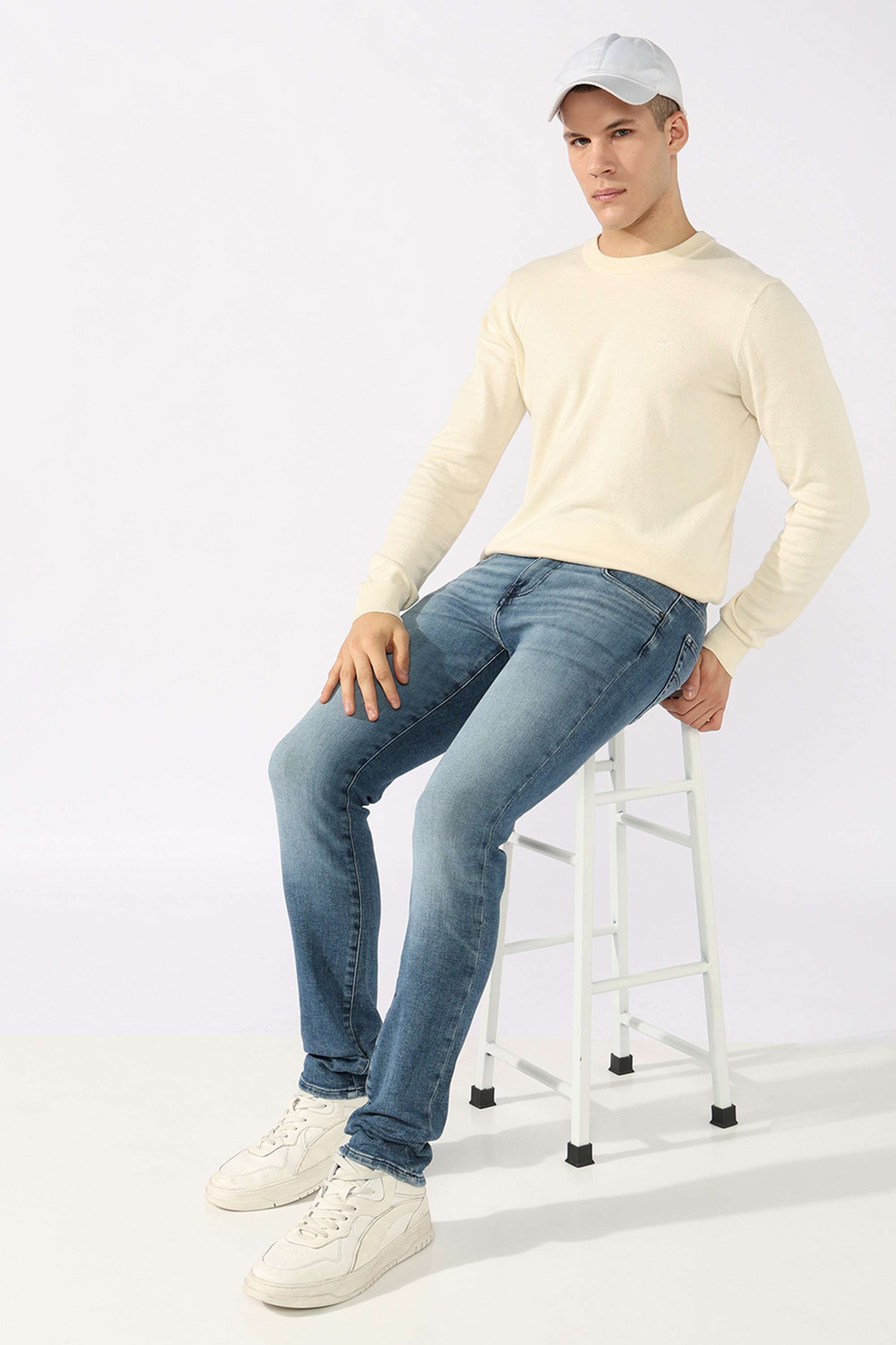 Solid-Cotton-Blend-Slim-Fit-Men-s-Jeans