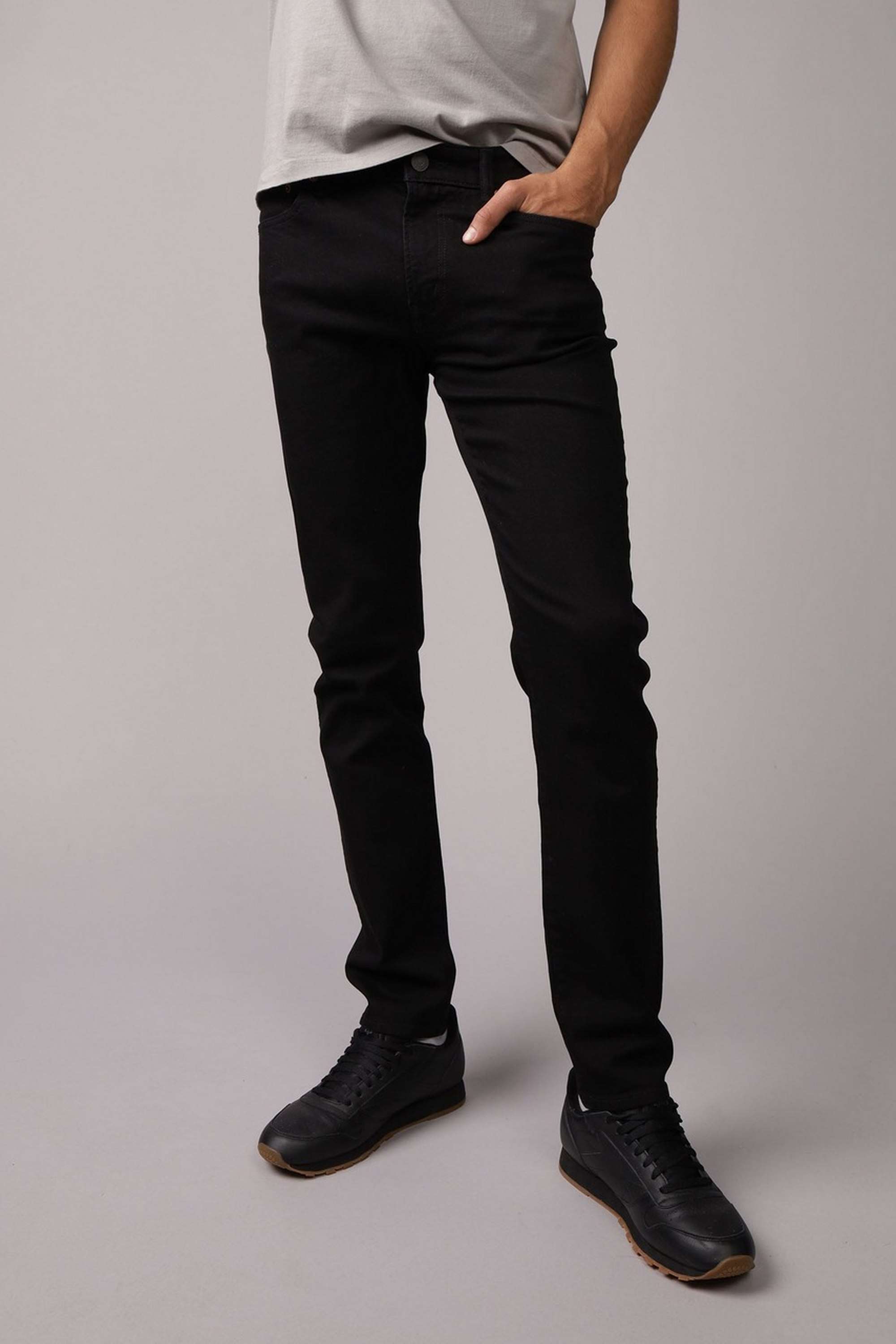 Light-Wash-Cotton-Stretch-Slim-Fit-Men-s-Jeans