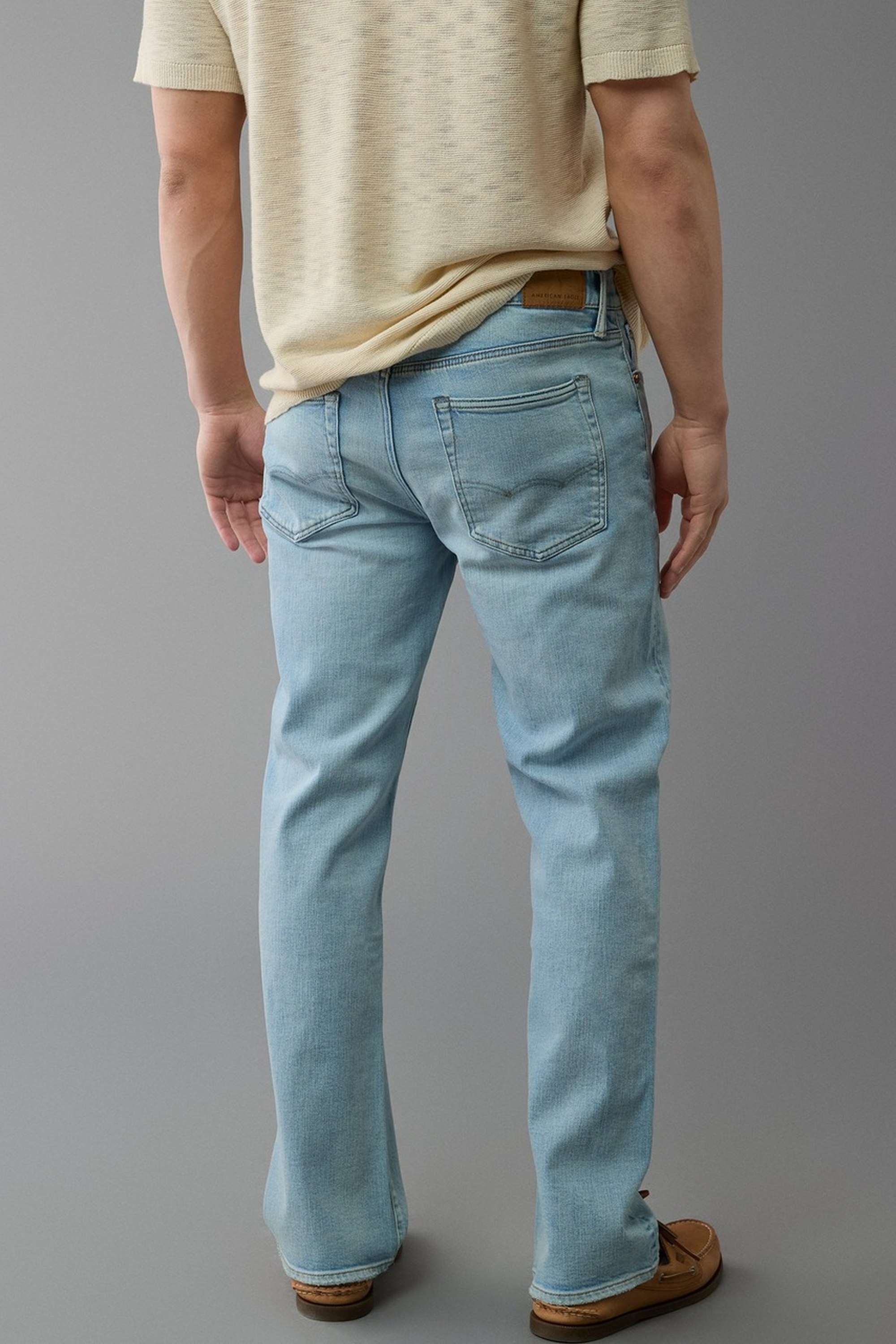 Light-Wash-Cotton-Stretch-Bootcut-Fit-Men-s-Jeans