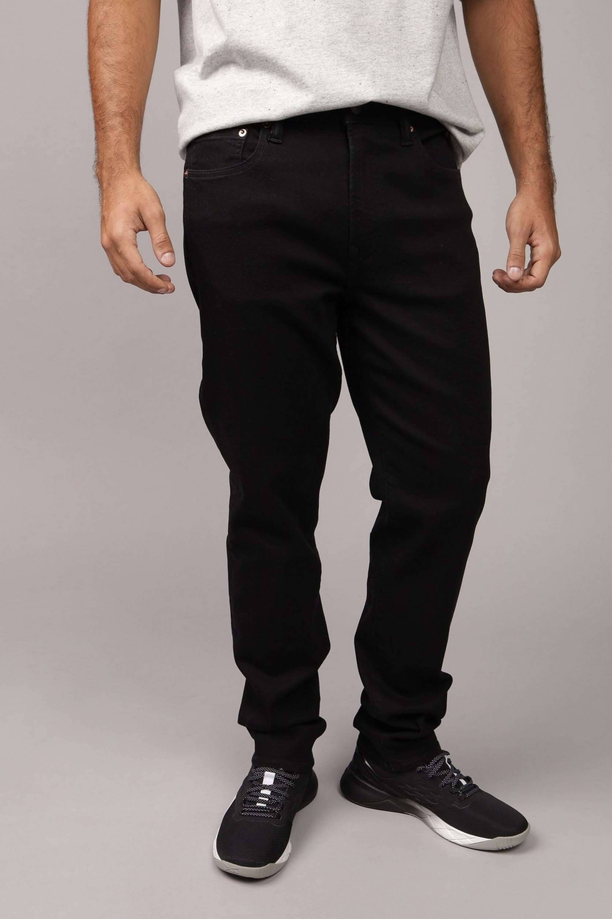 Light-Wash-Cotton-Stretch-Straight-Fit-Men-s-Jeans