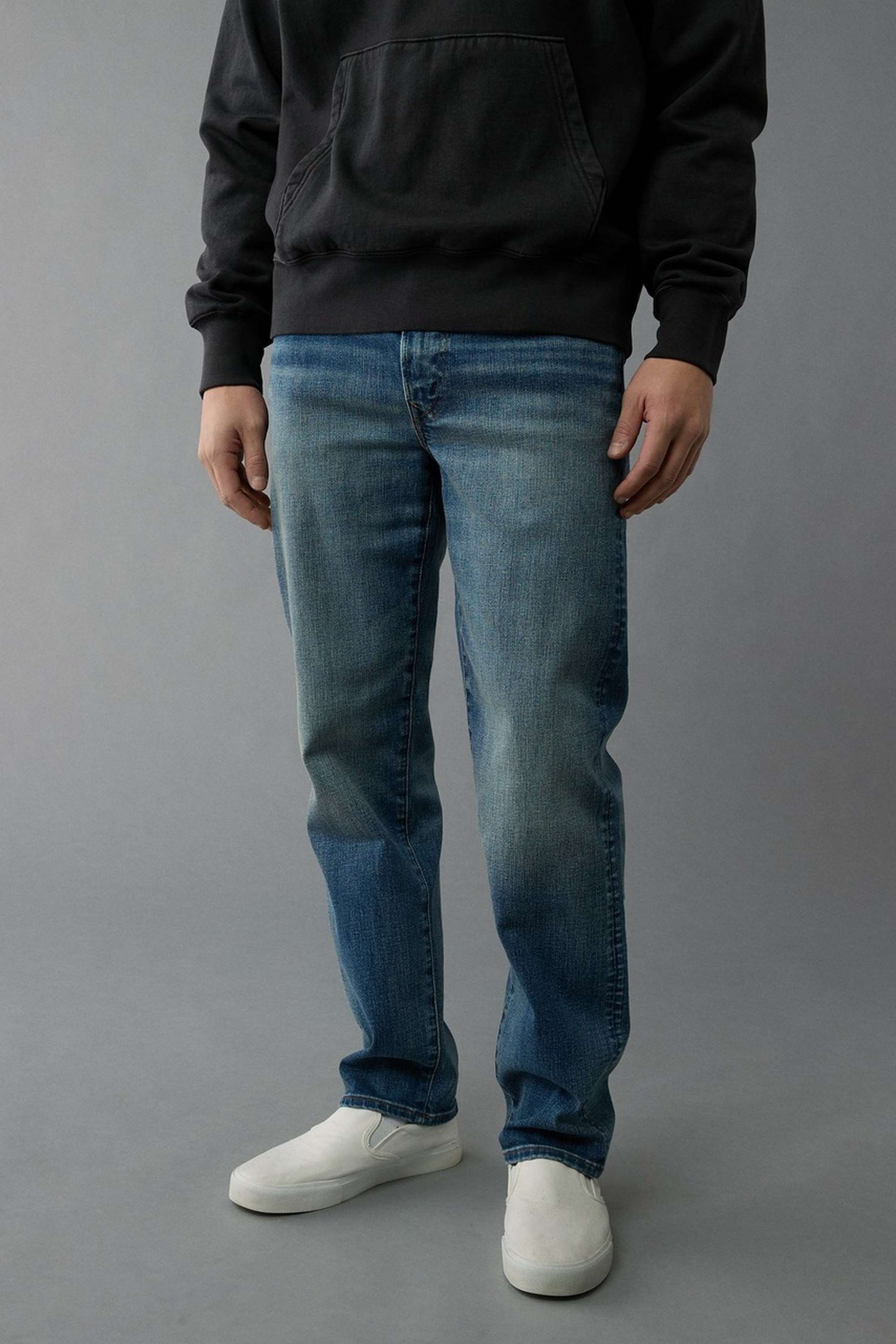 Light-Wash-Polyester-Cotton-Regular-Fit-Men-s-Jeans