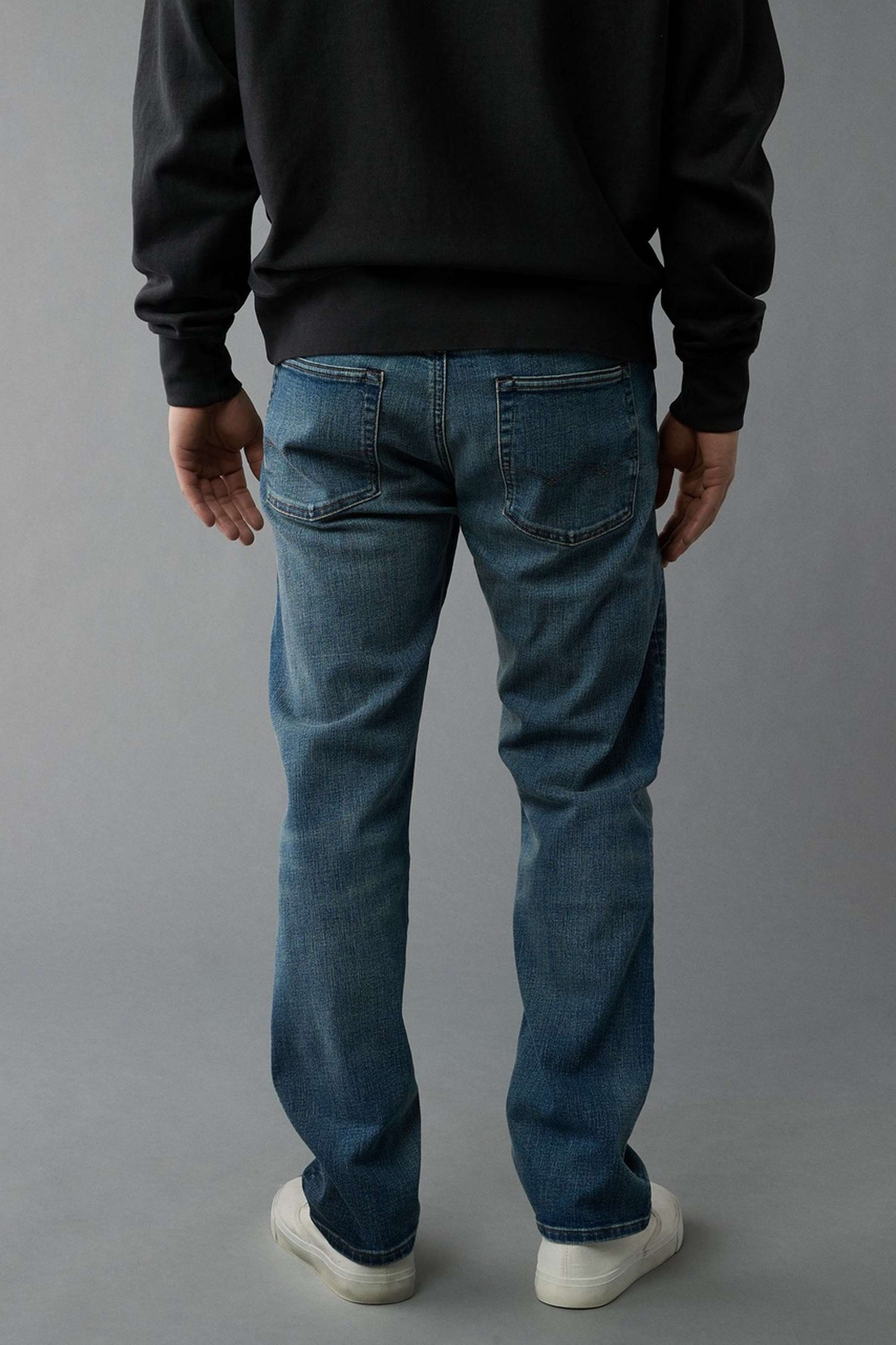 Light-Wash-Polyester-Cotton-Regular-Fit-Men-s-Jeans