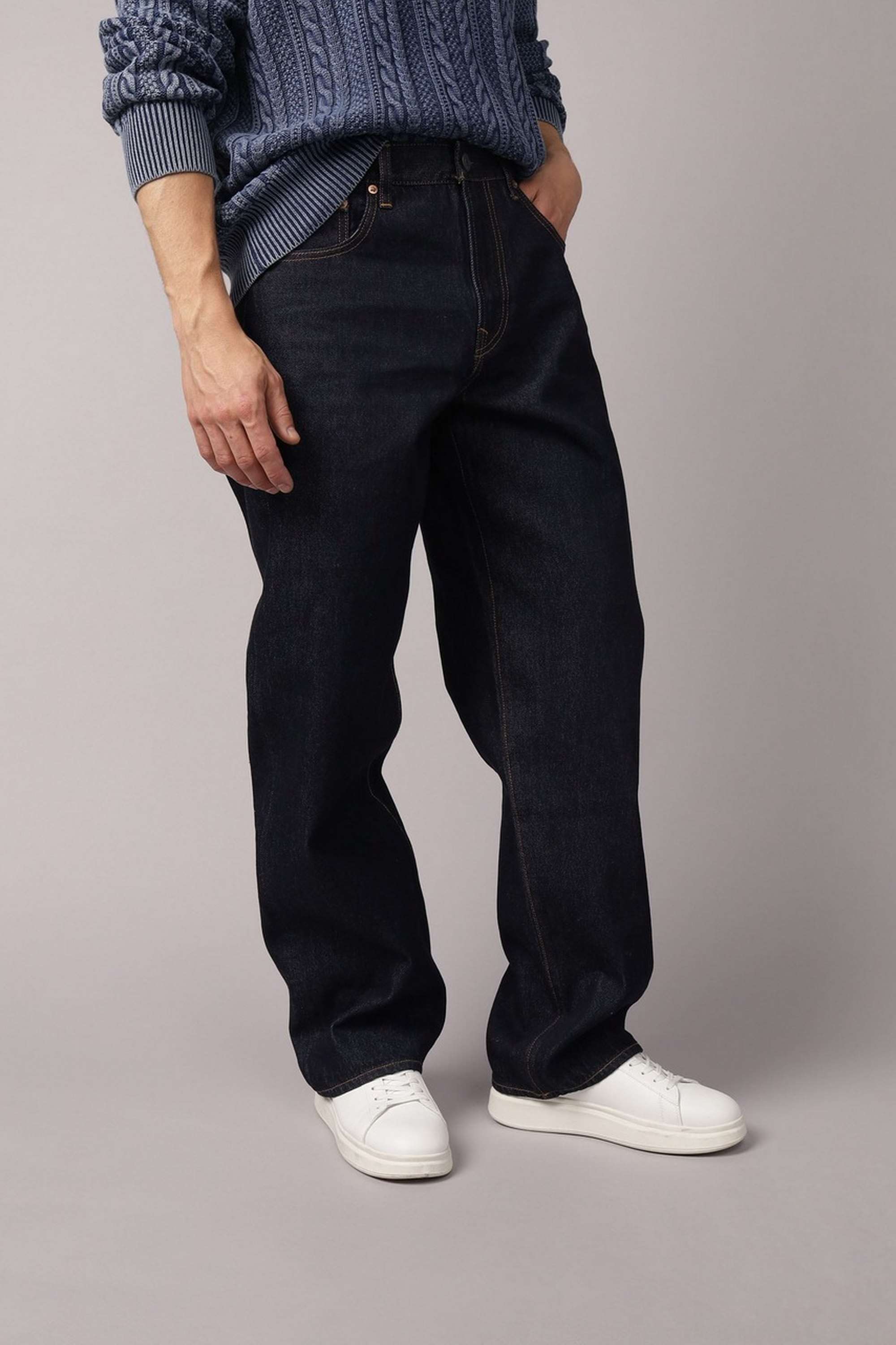 Light-Wash-Cotton-Stretch-Relaxed-Fit-Men-s-Jeans