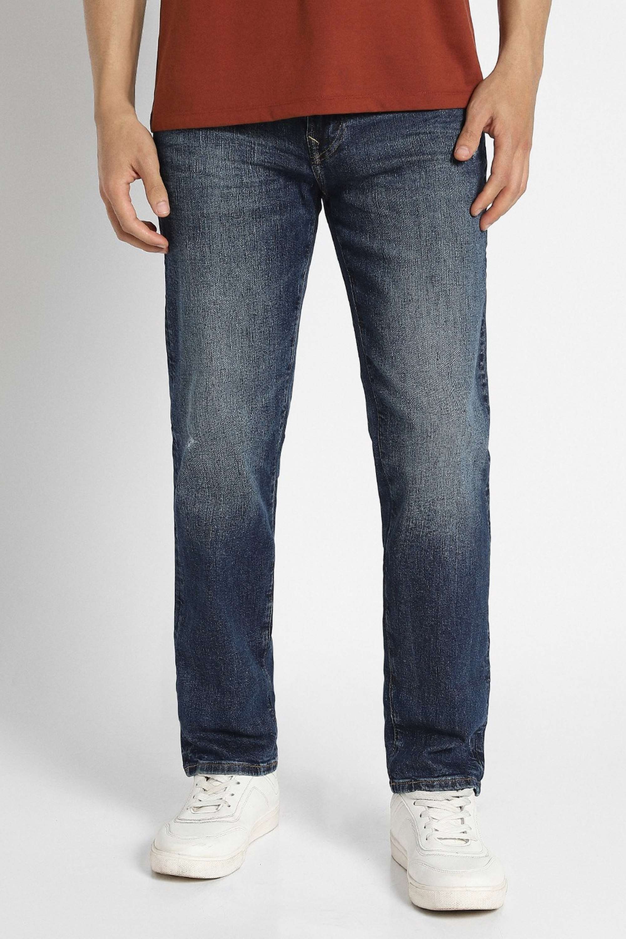 Light-Wash-Cotton-Stretch-Straight-Fit-Men-s-Jeans