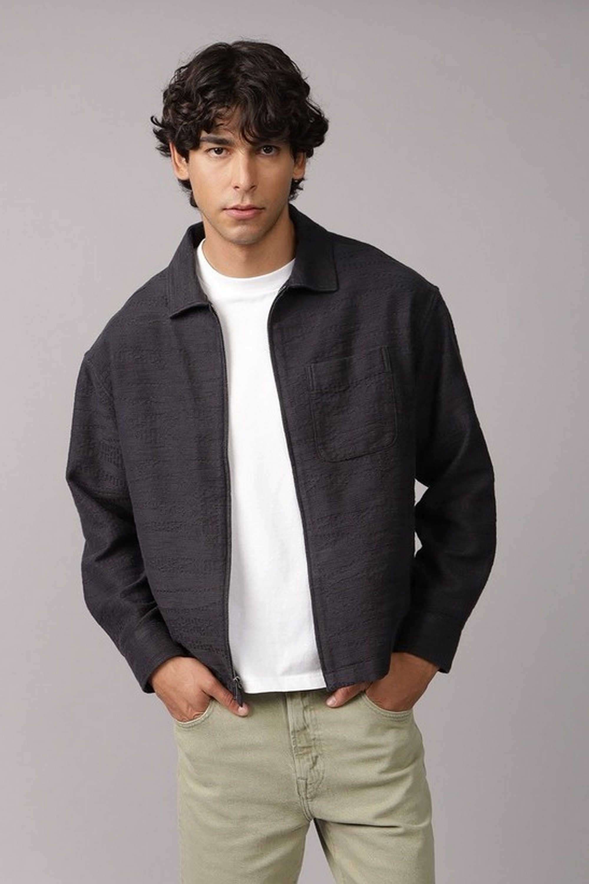 Solid-Blended-Fabric-Regular-Fit-Men-s-Casual-Shirt