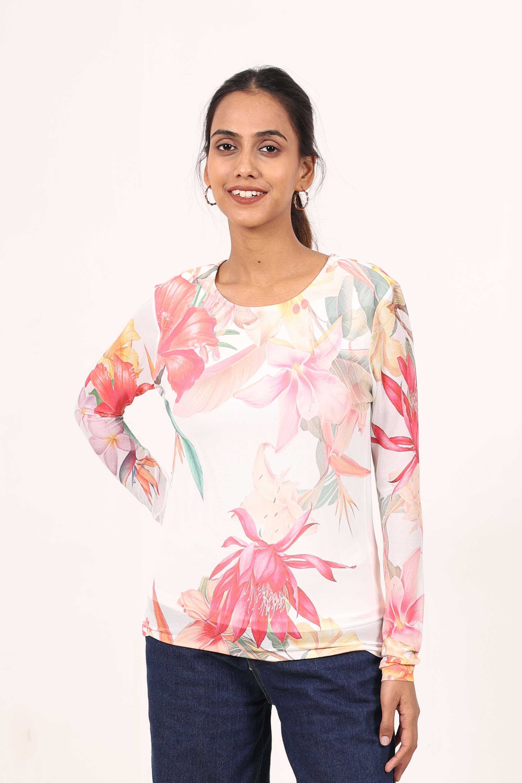 Printed-Polyester-Round-Neck-Women-s-T-Shirt