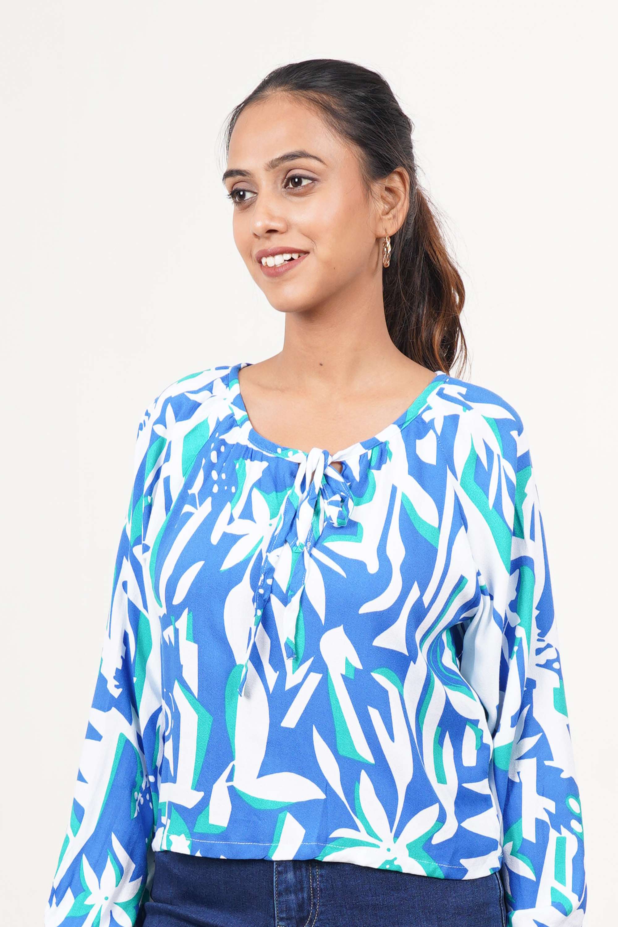 Solid-Blended-Round-Neck-Women-s-Top