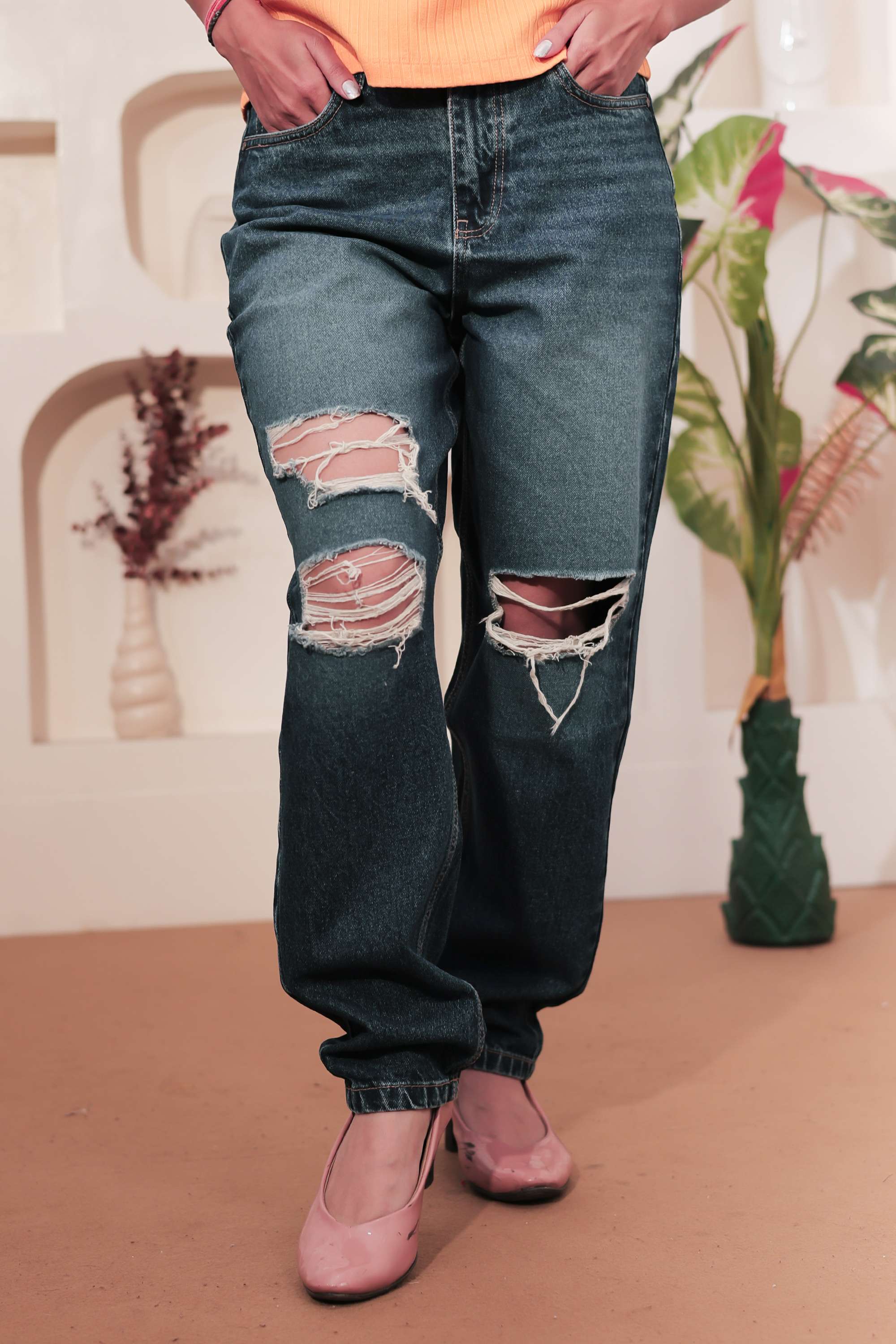 Blended-Fabric-Regular-Fit-Women-Jeans