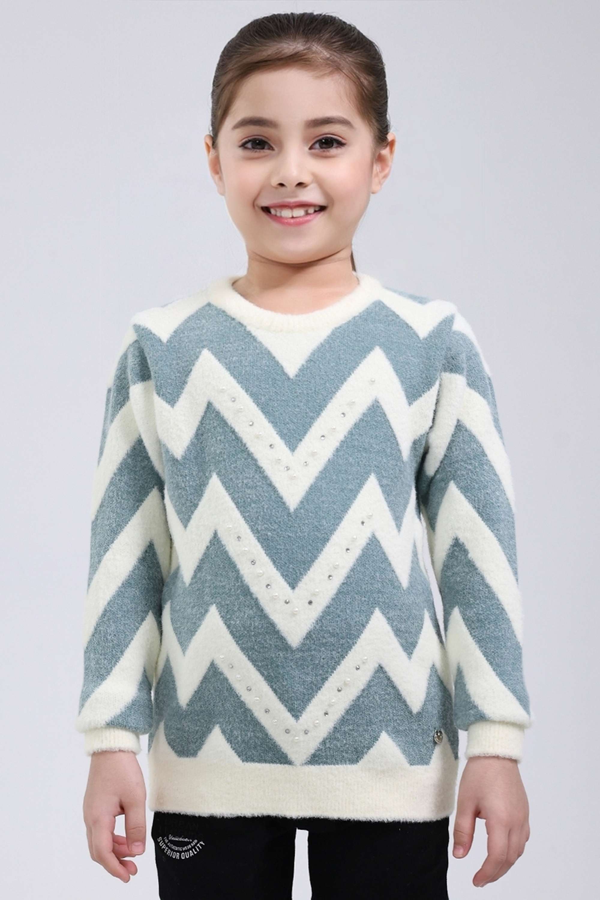 Embroidered-Blended-Fabric-Round-Neck-Girls-Pullover