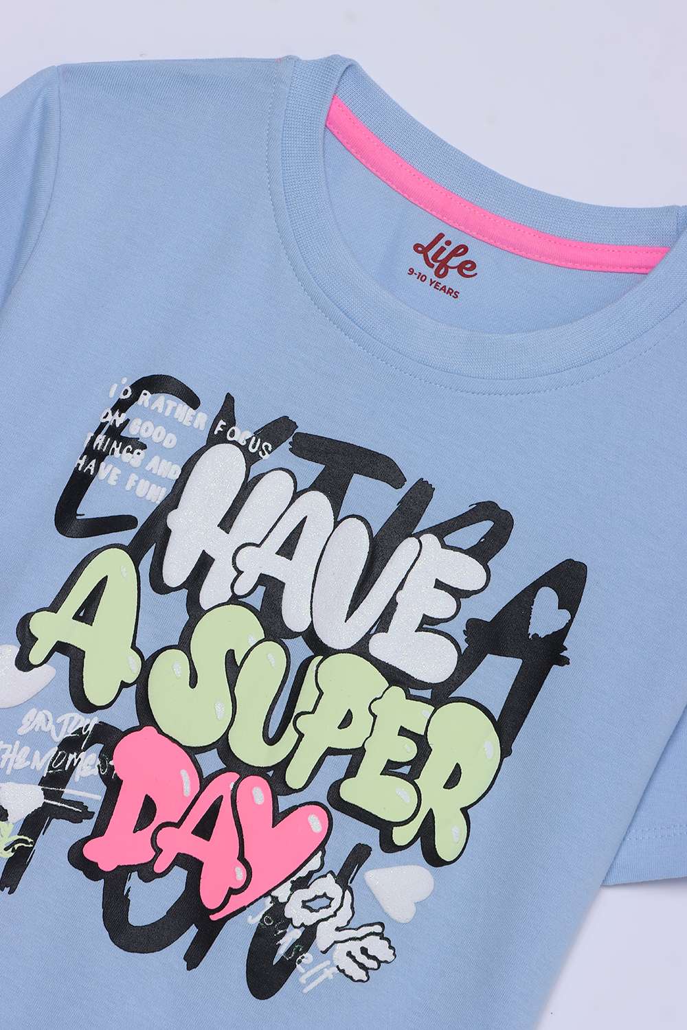 Graphic-Print-Blended-Fabric-Round-Neck-Girls-T-Shirt