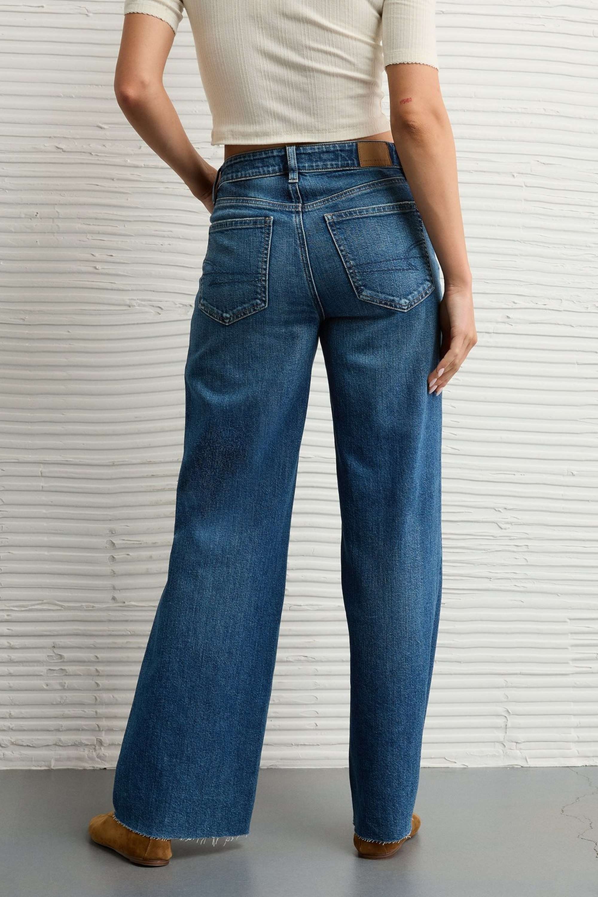 High-Rise-Light-Wash-Blended-Fabric-Wide-Leg-Fit-Women-Jeans