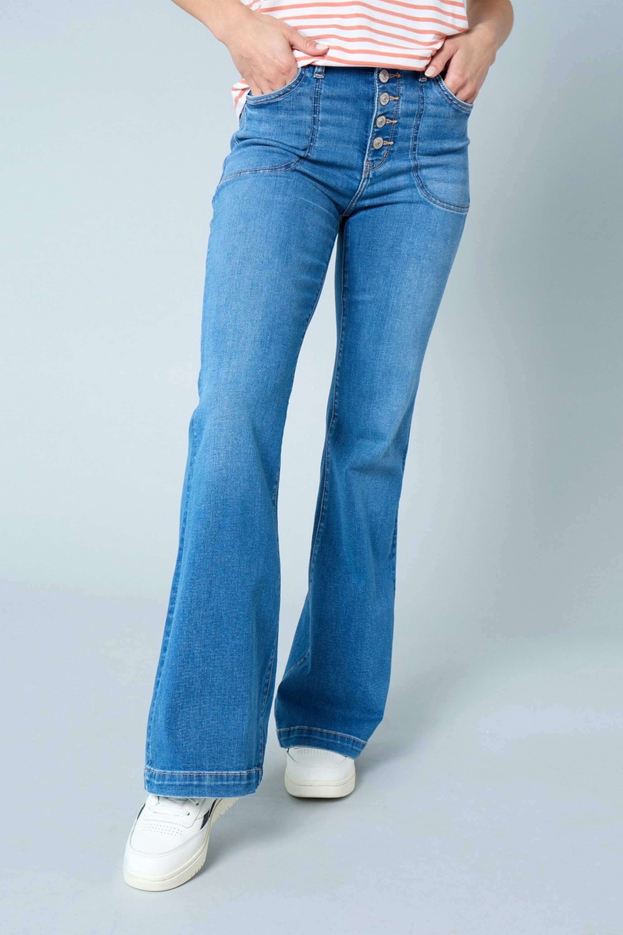 High-Rise-Blended-Fabric-Women-s-Jeans