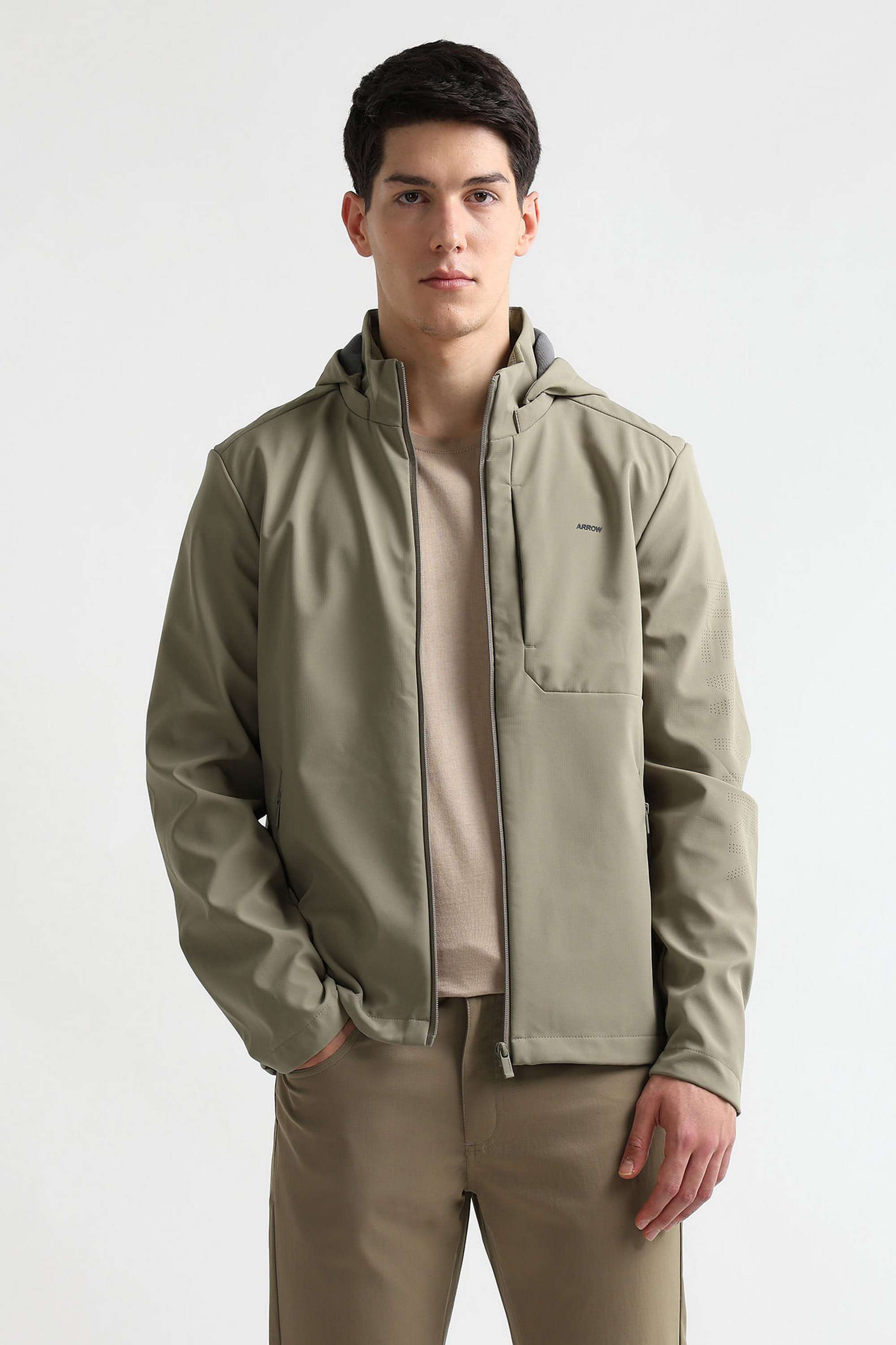 Solid-Nylon-Regular-Fit-Men-s-Jacket
