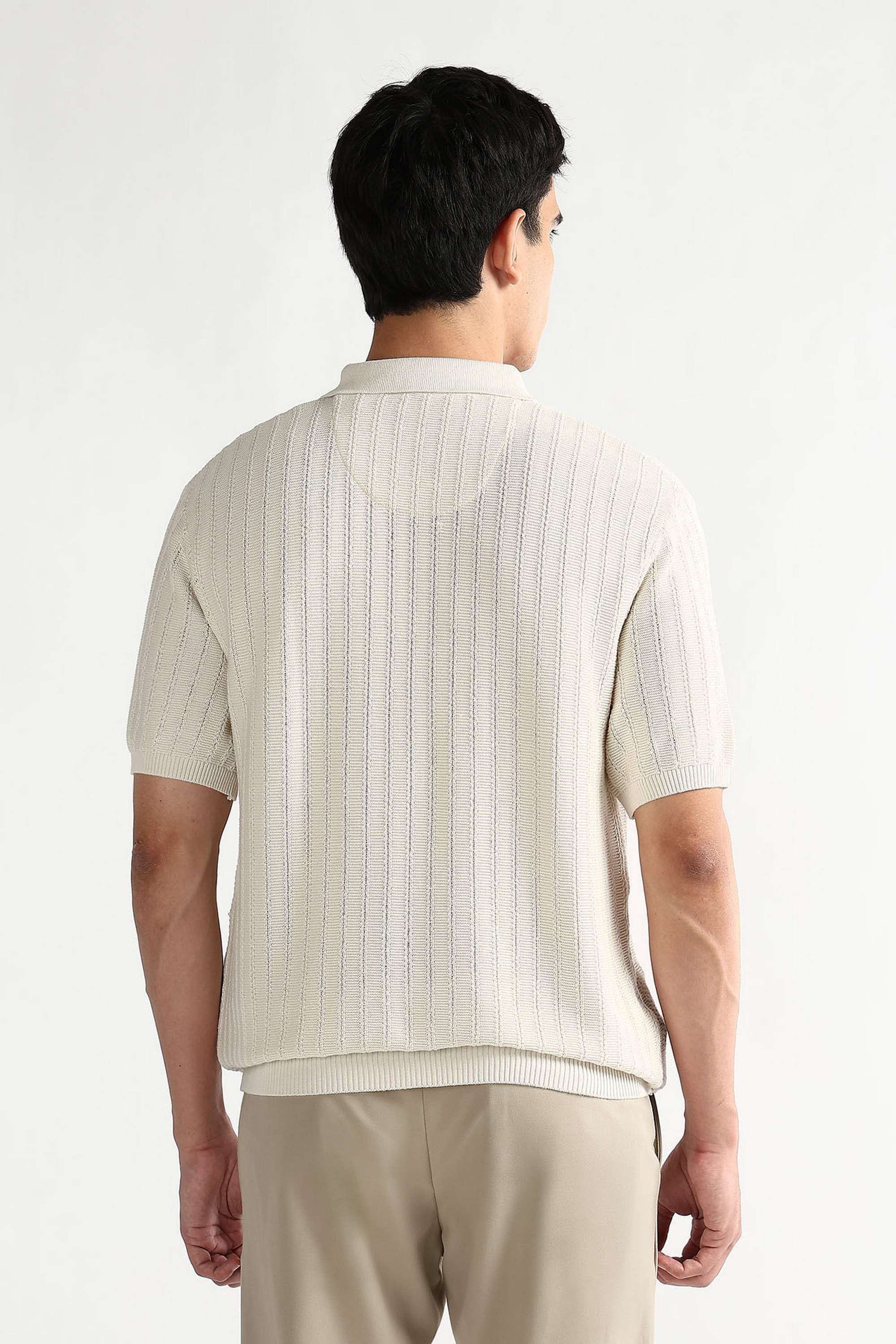 Textured-Cotton-Blend-Regular-Fit-Men-Polo-T-Shirt