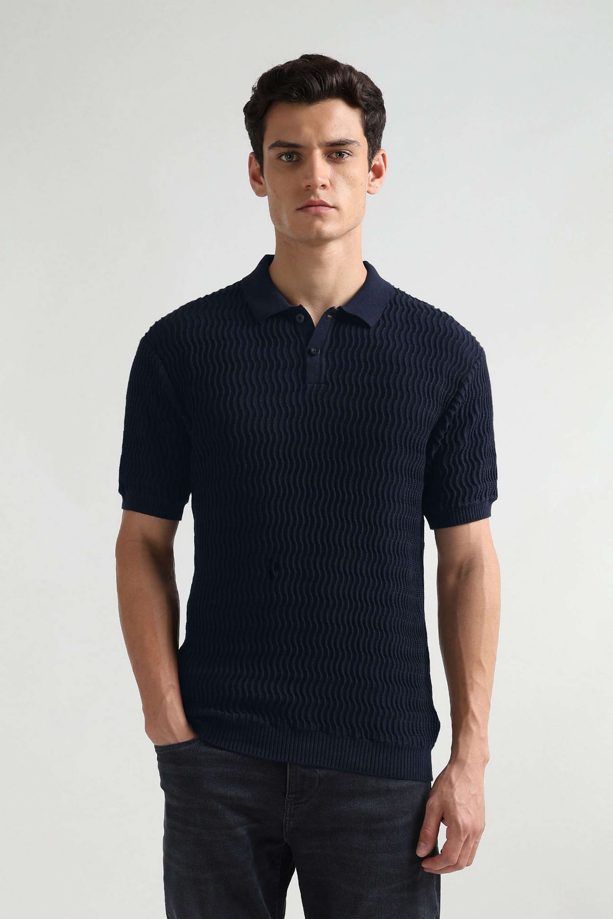 Textured-Cotton-Blend-Round-Neck-Men-s-T-Shirt