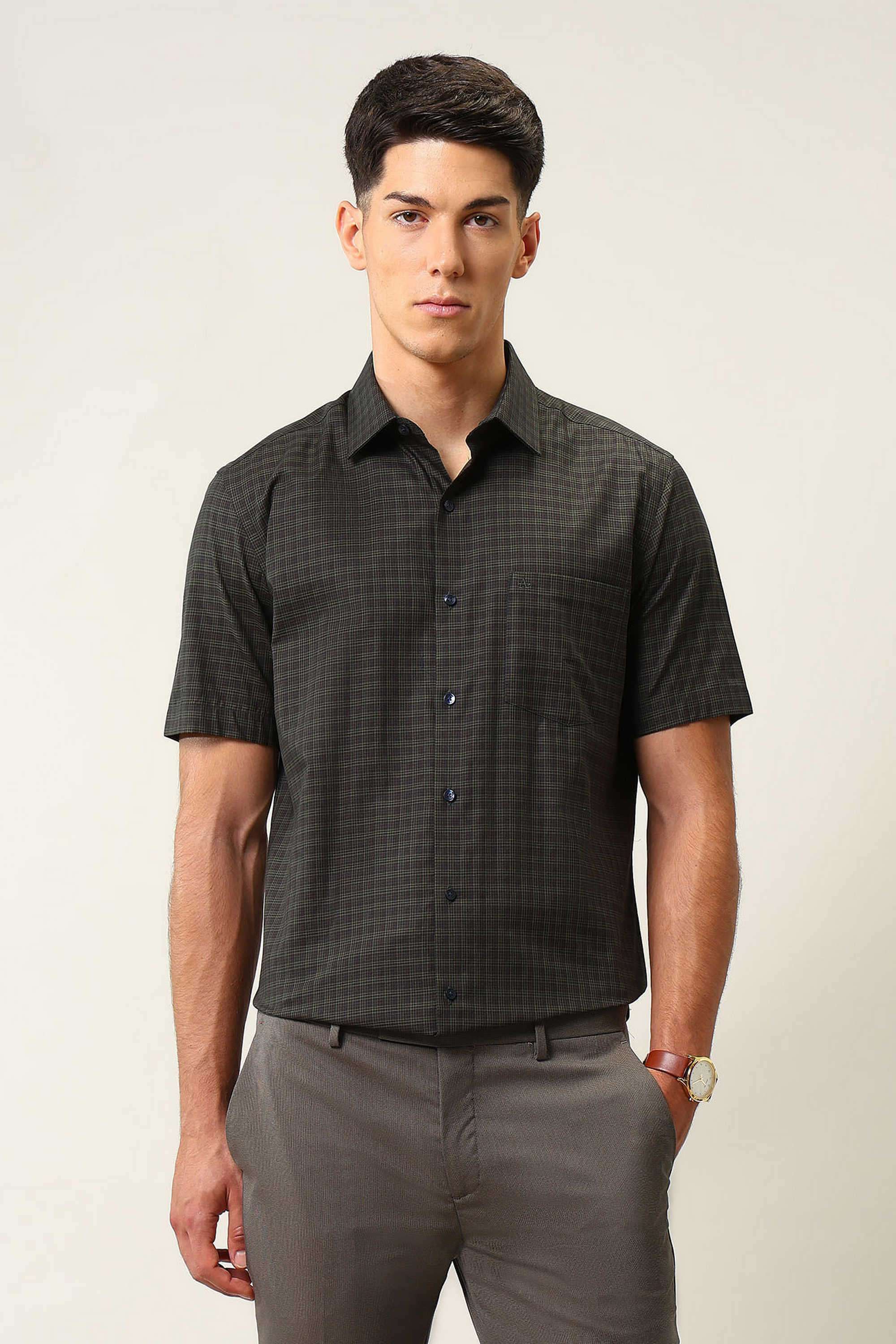 Solid-Cotton-Regular-Fit-Men-s-Formal-Shirt