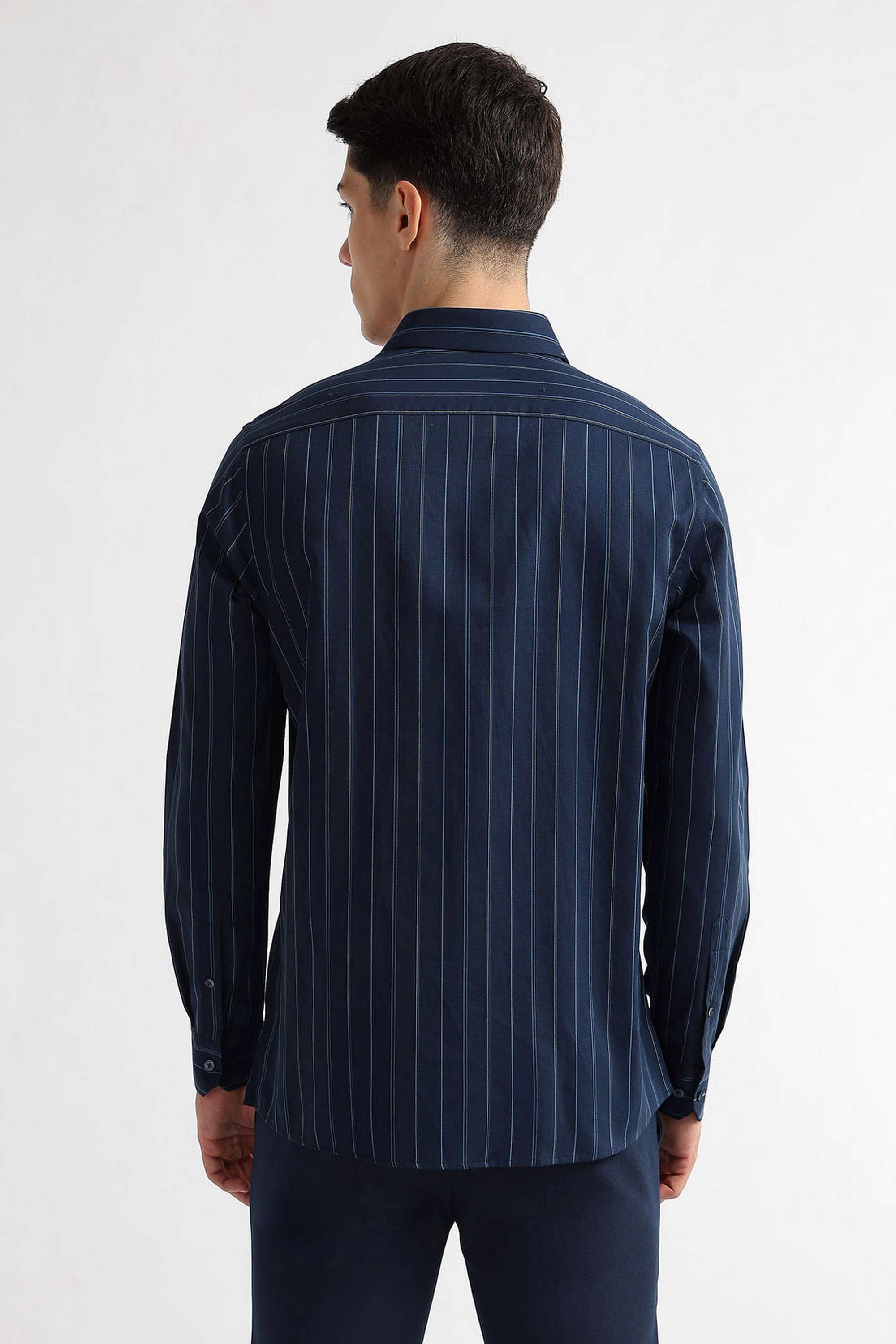 Solid-Cotton-Regular-Fit-Men-s-Casual-Wear-Shirt