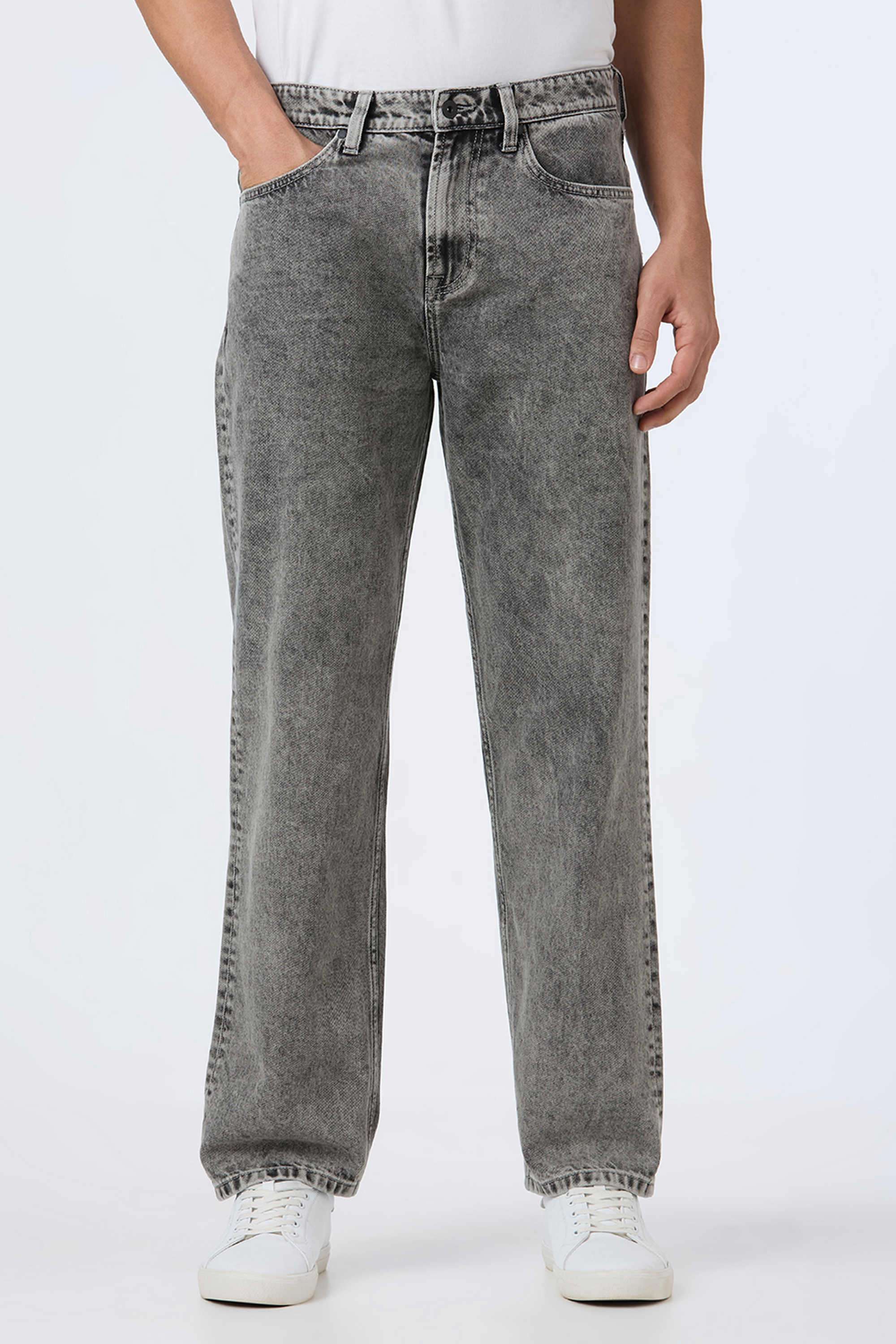 Light-Wash-Cotton-Relaxed-Fit-Men-Jeans