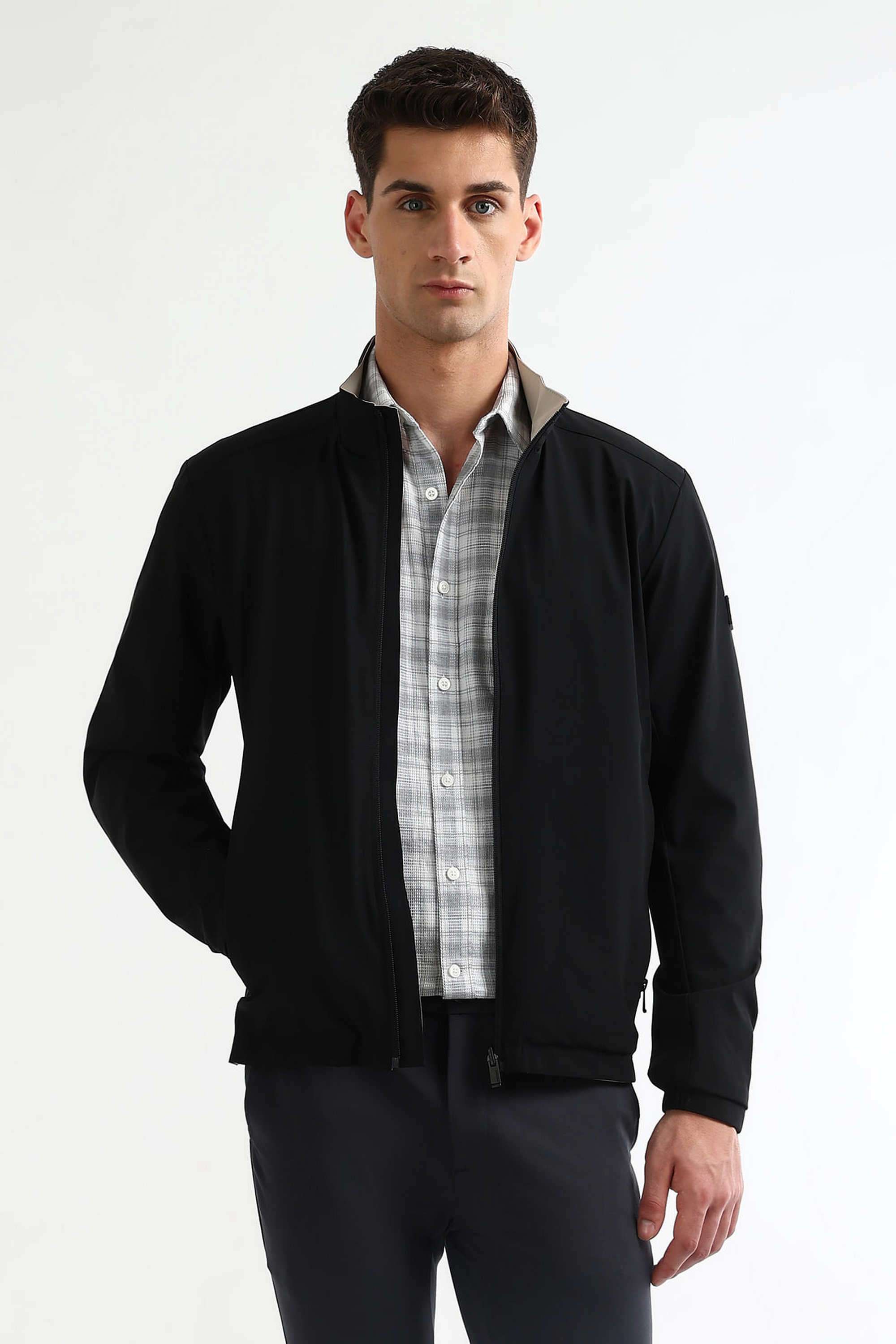 Solid-Nylon-Regular-Fit-Men-s-Jacket