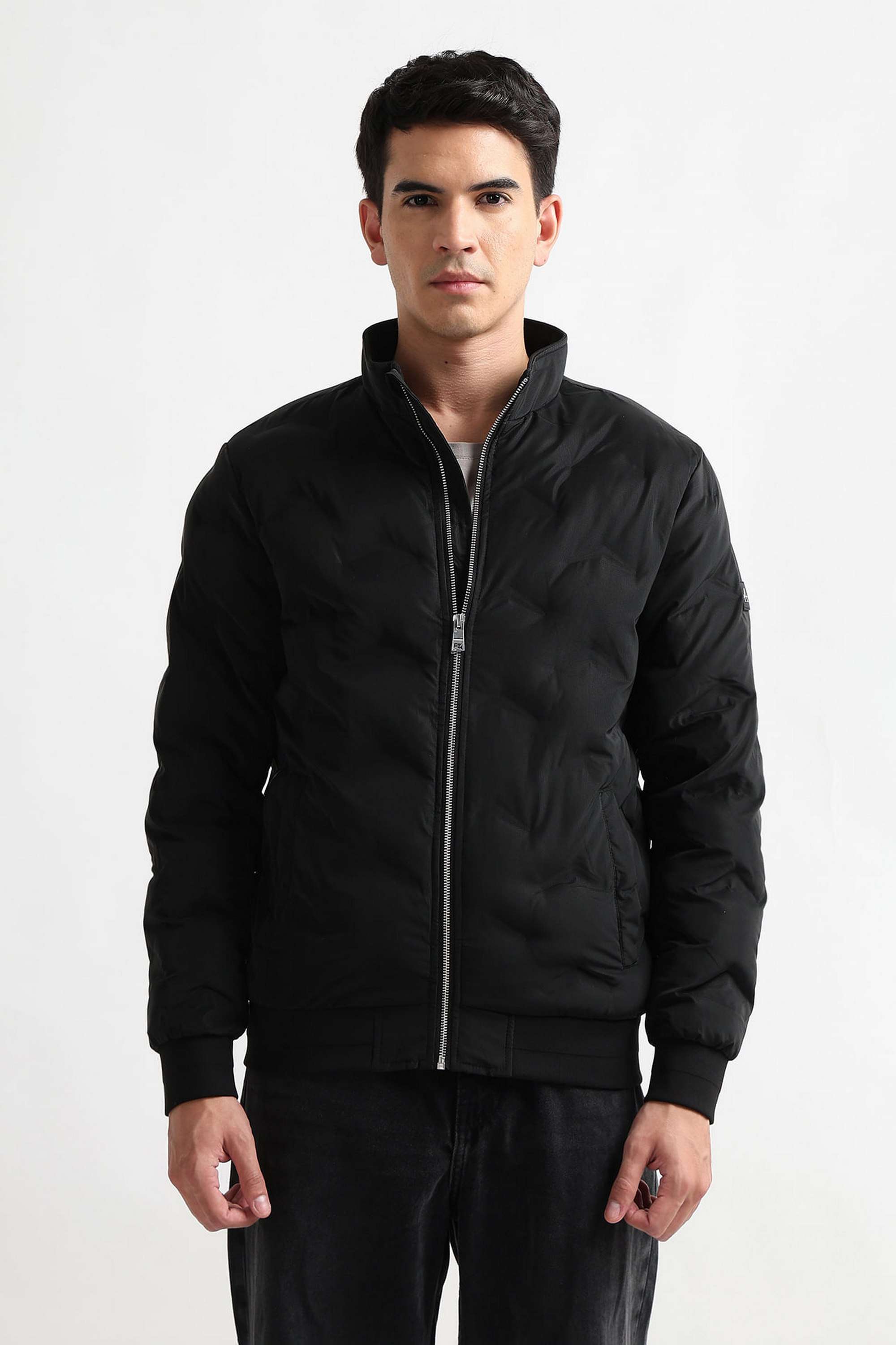 Solid-Nylon-Regular-Fit-Men-Jacket