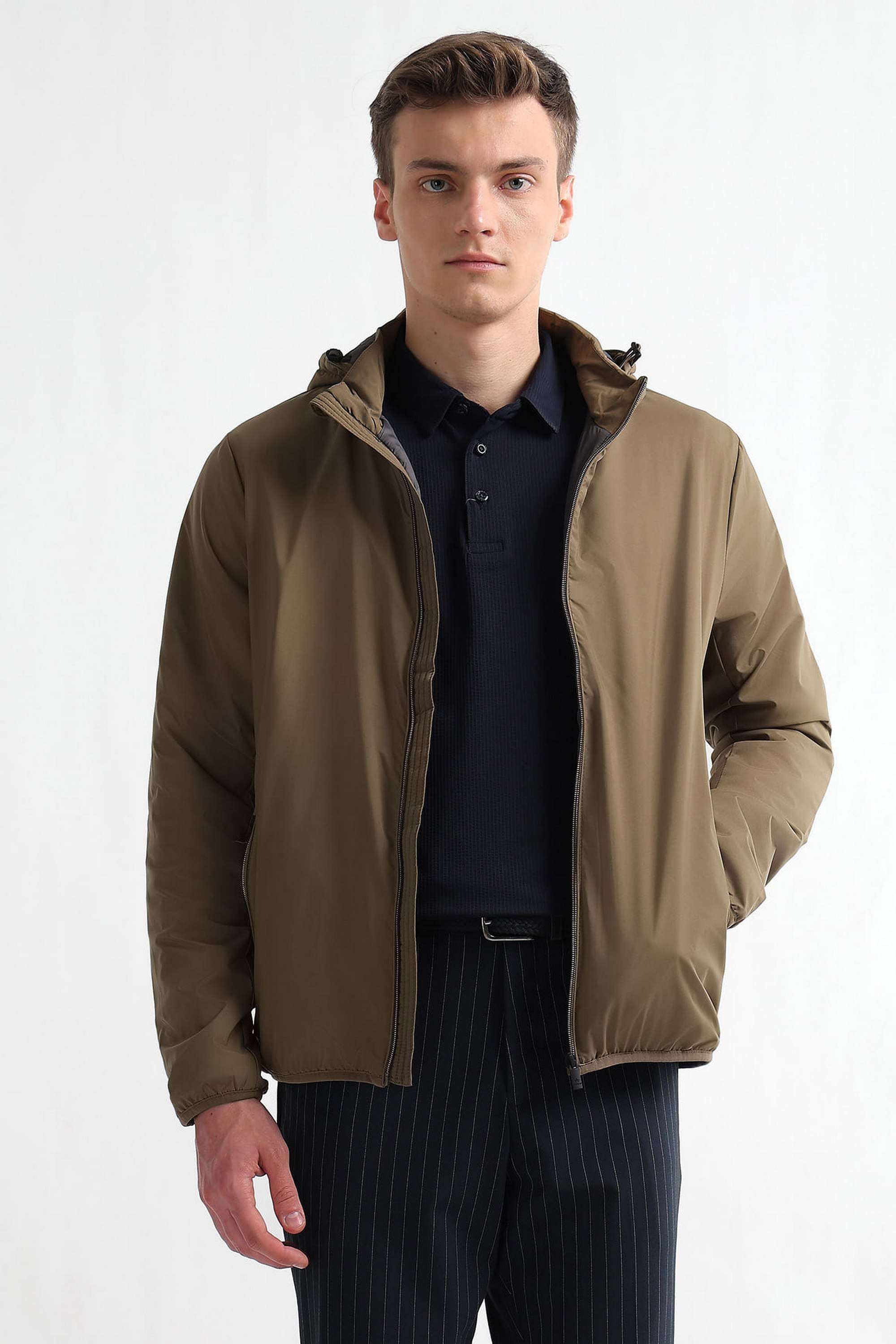 Solid-Nylon-Regular-Fit-Men-s-Jacket