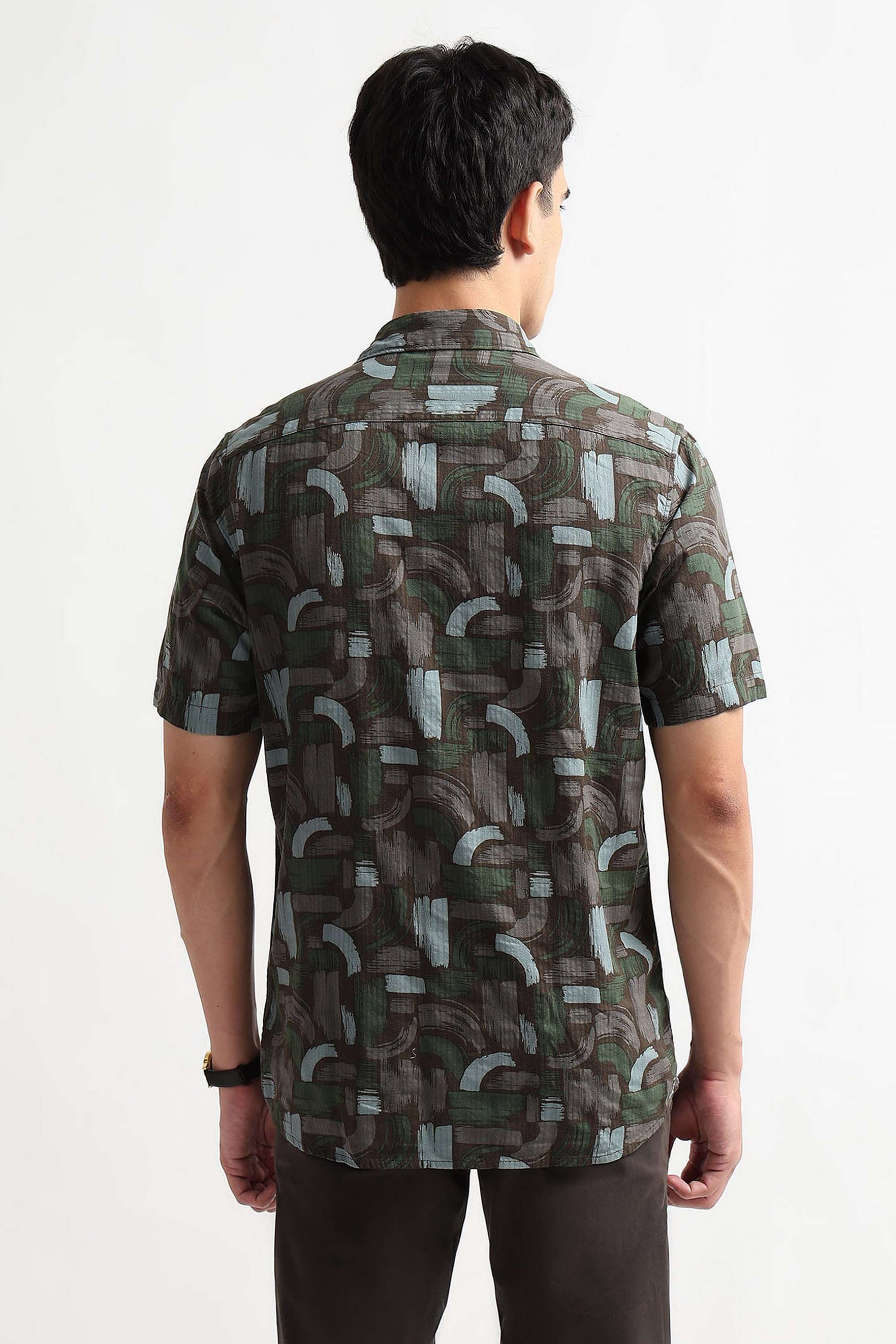 Abstract-Cotton-Regular-Fit-Men-s-Casual-Wear-Shirt