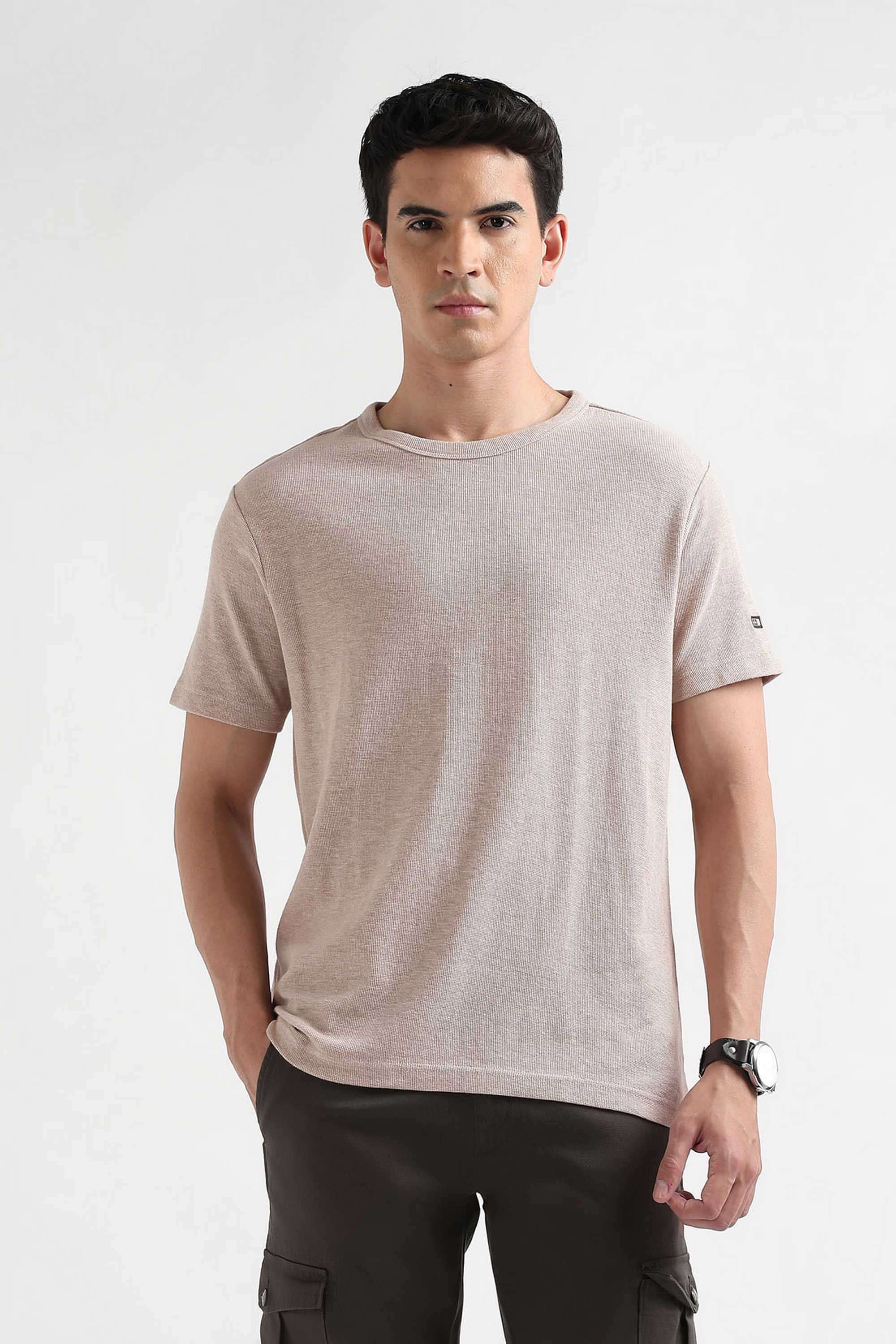 Solid-Cotton-Blend-Regular-Fit-Men-T-Shirt