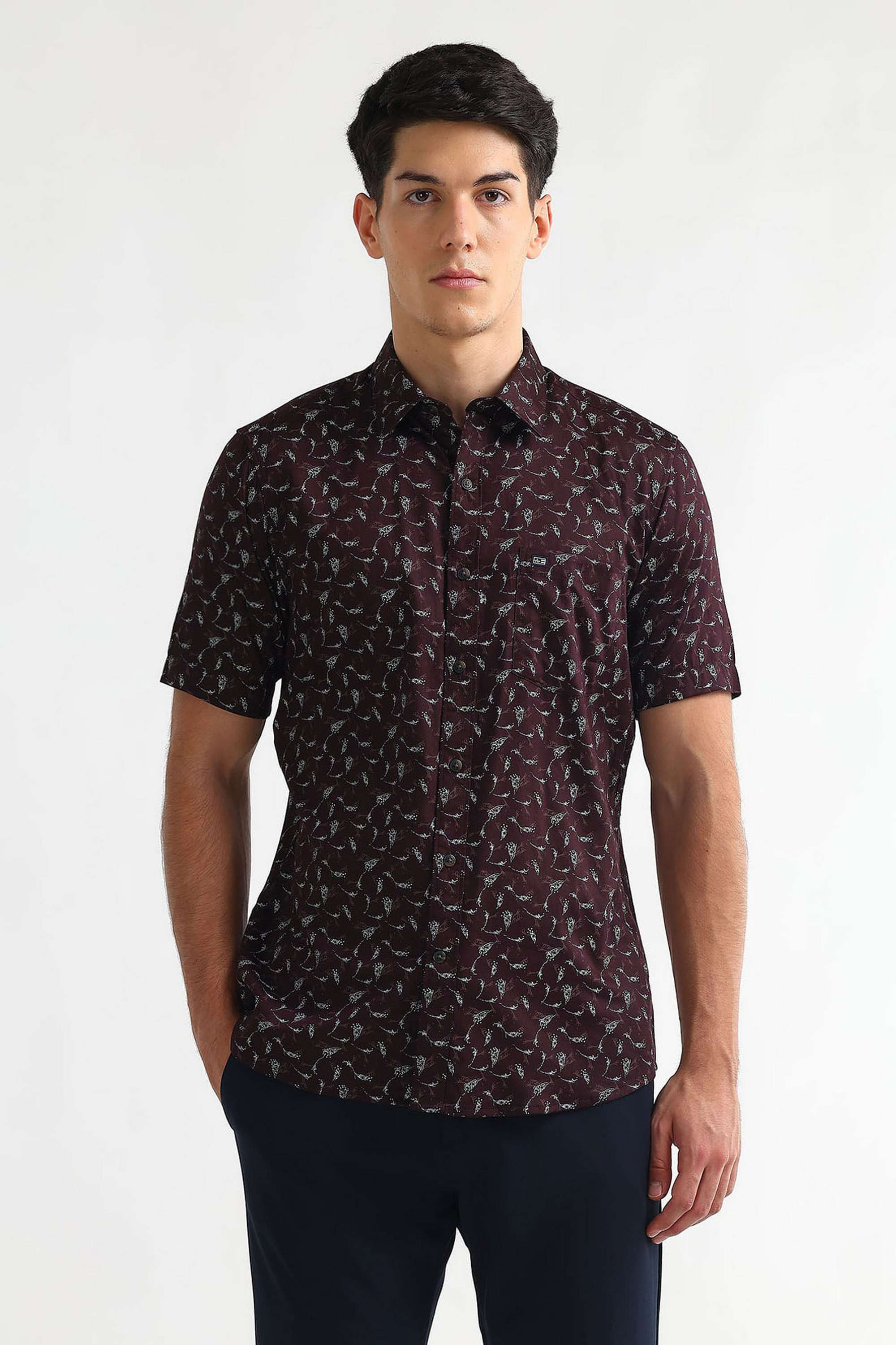 Abstract-Cotton-Regular-Fit-Men-s-Casual-Wear-Shirt