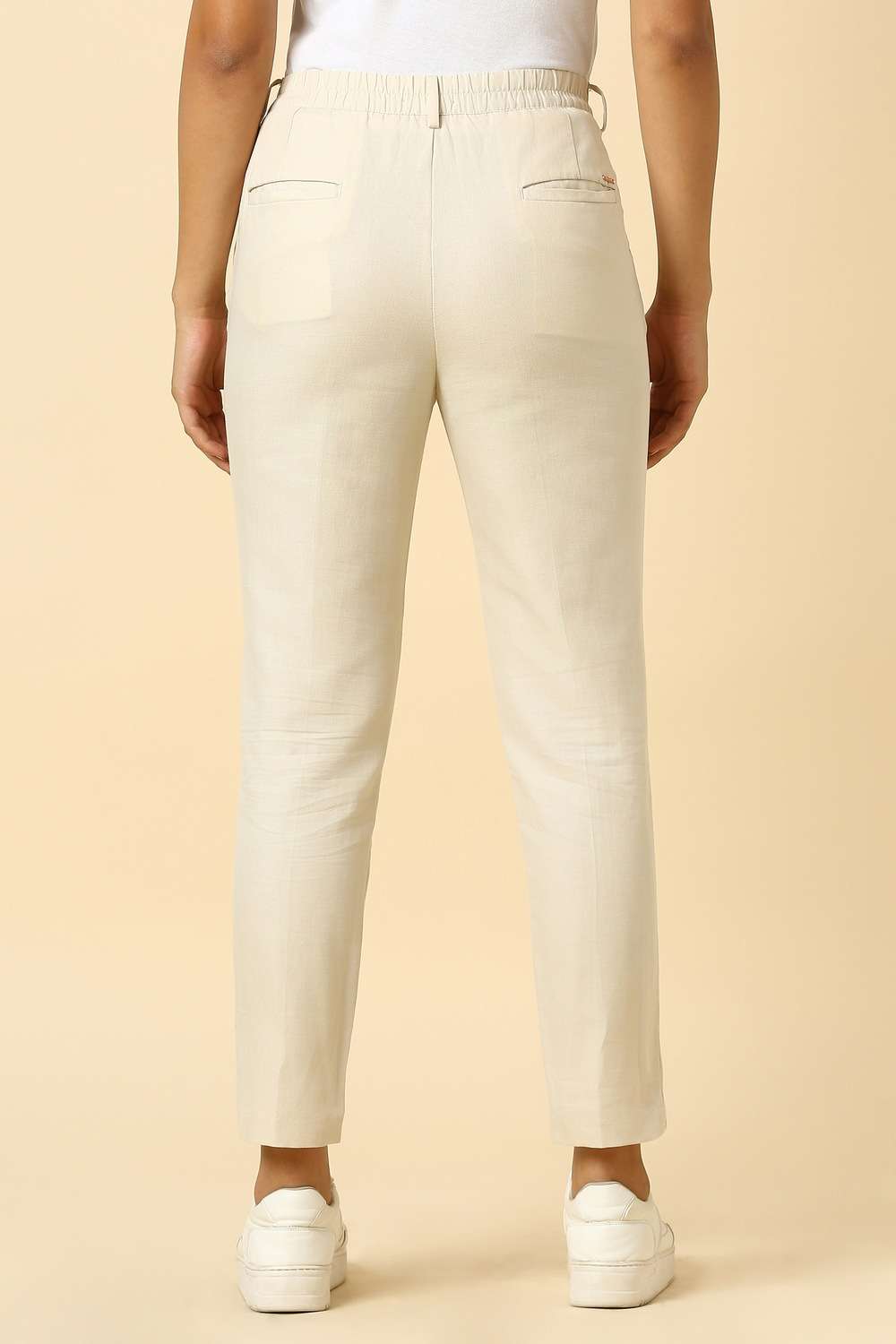 Solid-Blended-Fabric-Regular-Fit-Women-s-Trousers