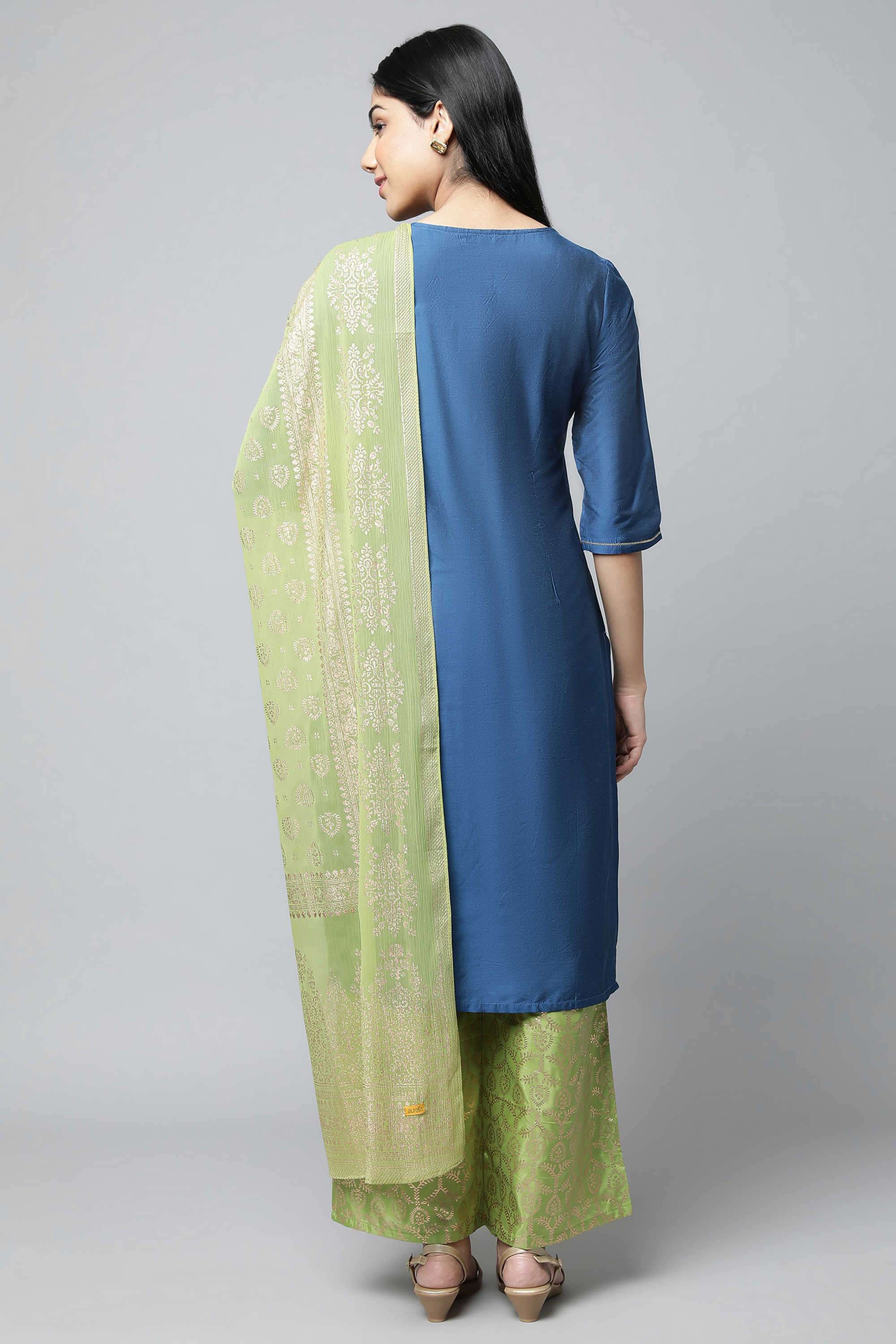 Embroidered-Blended-Fabric-Round-Neck-Women-Fusion-Wear-Kurta