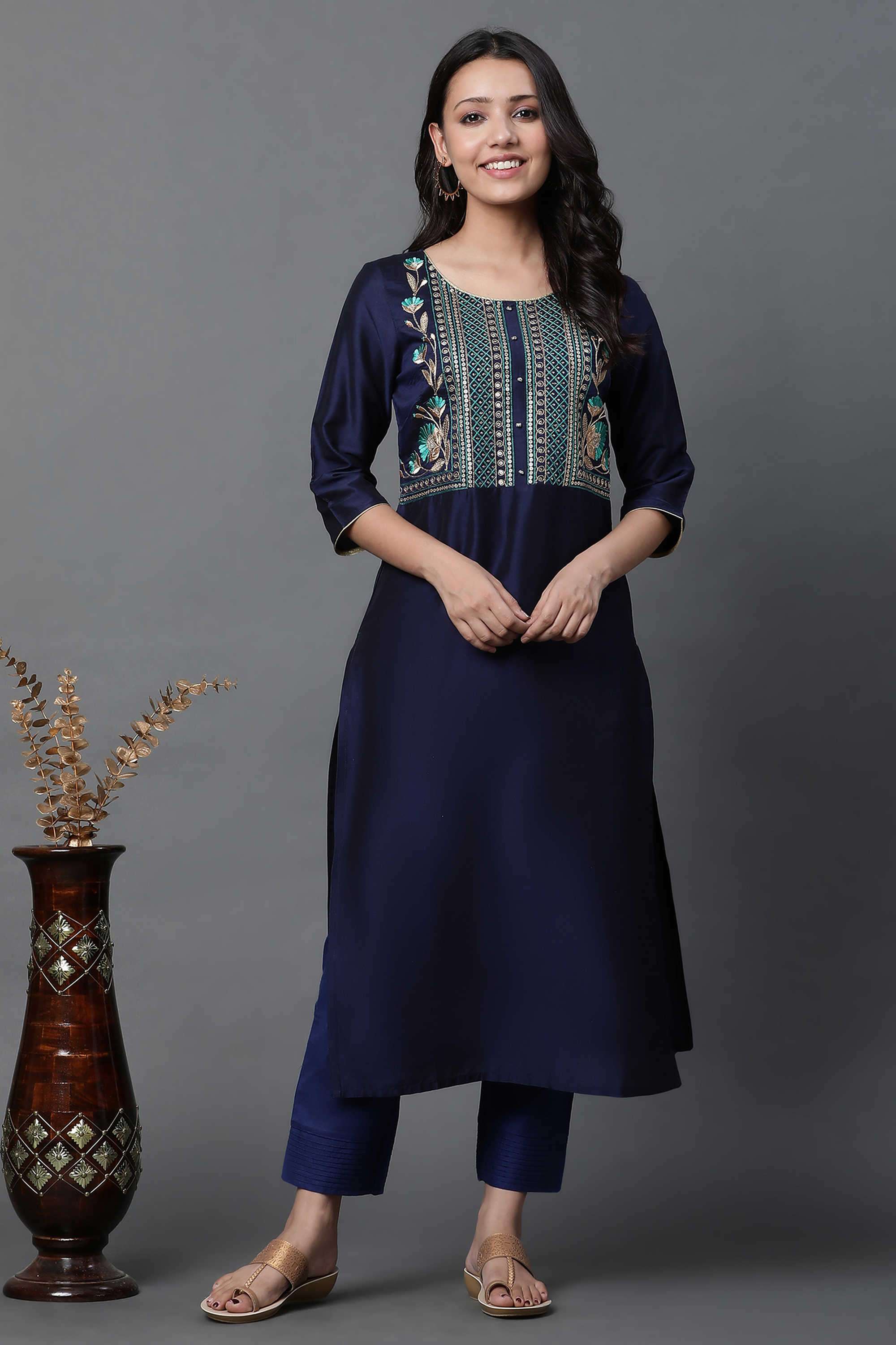 Textured-Blended-Fabric-Women-s-Festive-Wear-Kurta