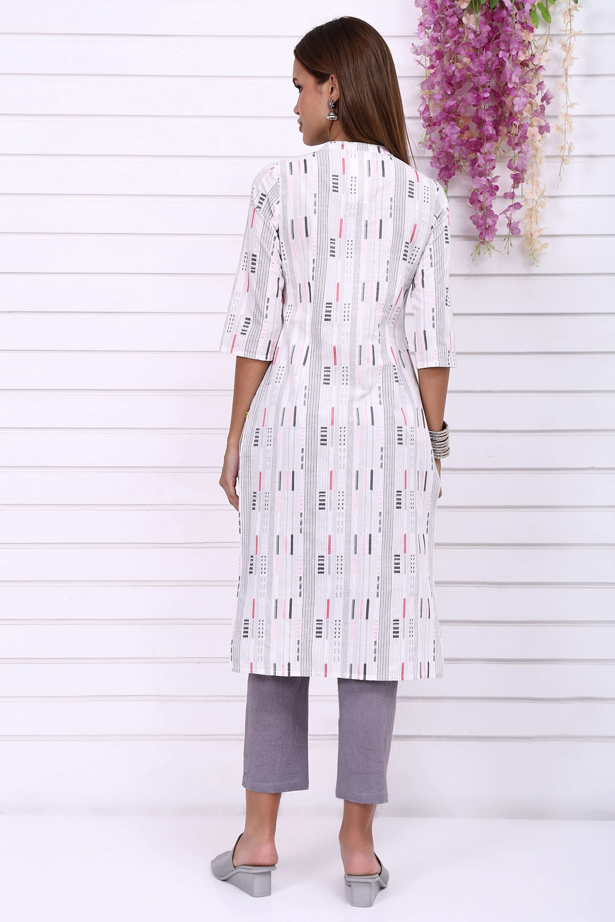 Geometric-Print-Cotton-Blend-Collared-Women-Fusion-Wear-Kurta